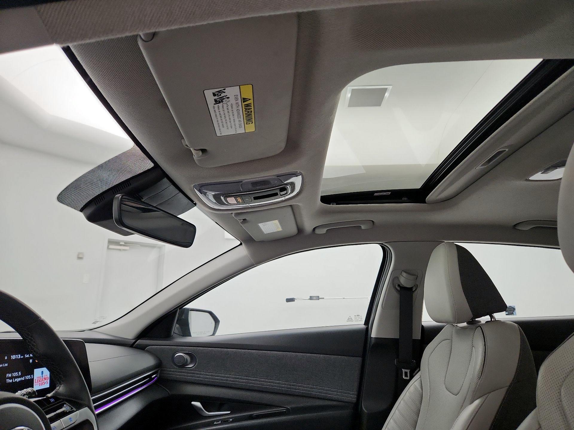 Thumbnail: 2023 Hyundai Elantra - 20