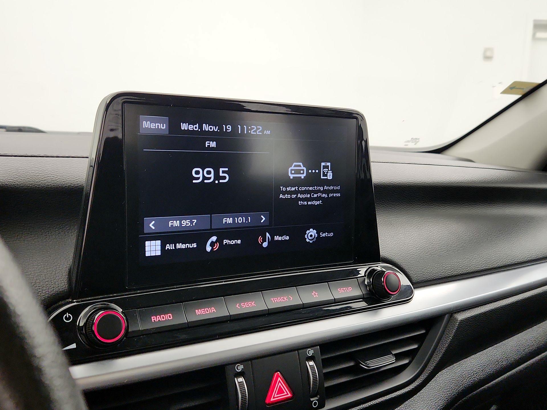 Thumbnail: 2023 Kia Forte - 15