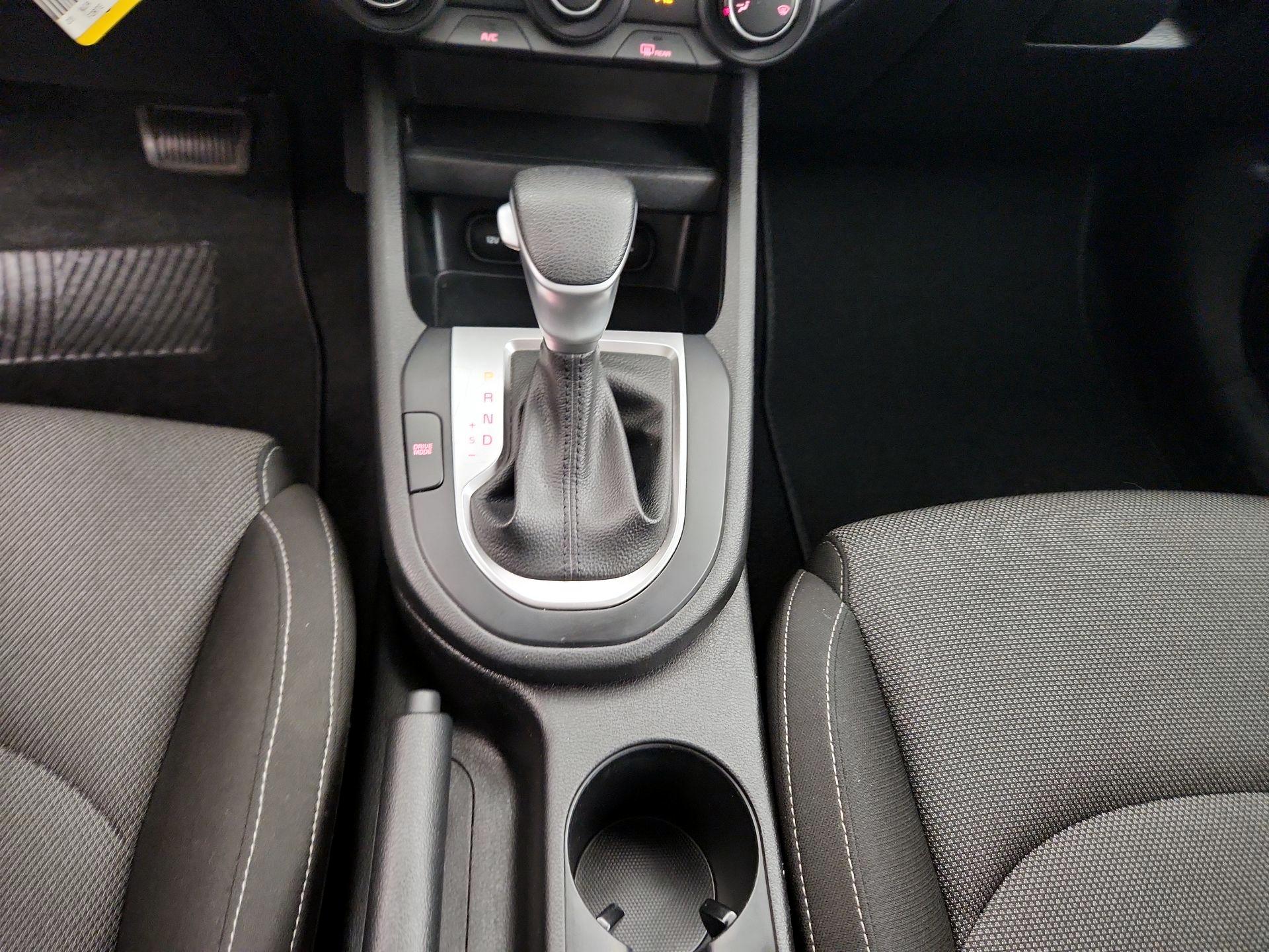 Thumbnail: 2023 Kia Forte - 17