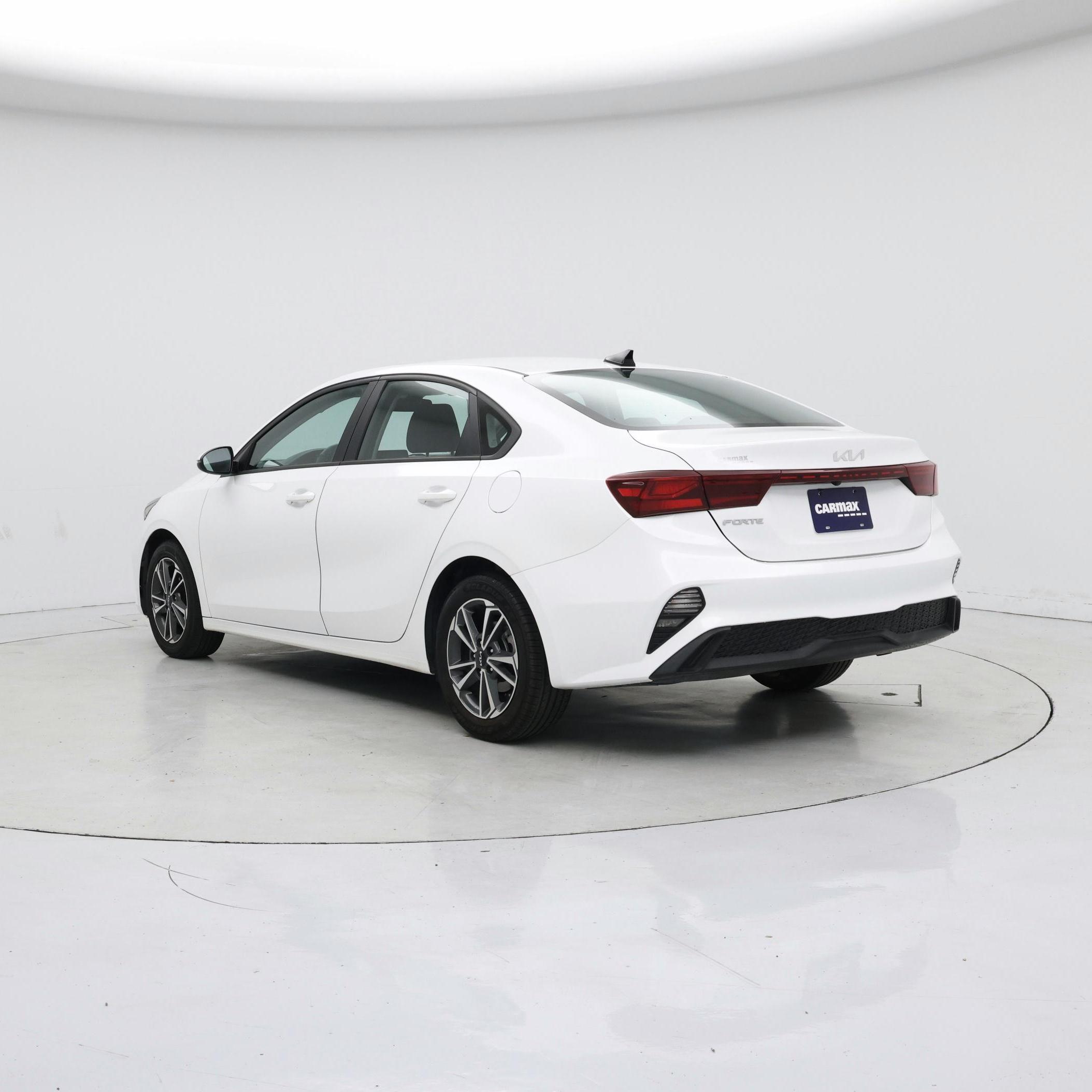 Thumbnail: 2023 Kia Forte - 2