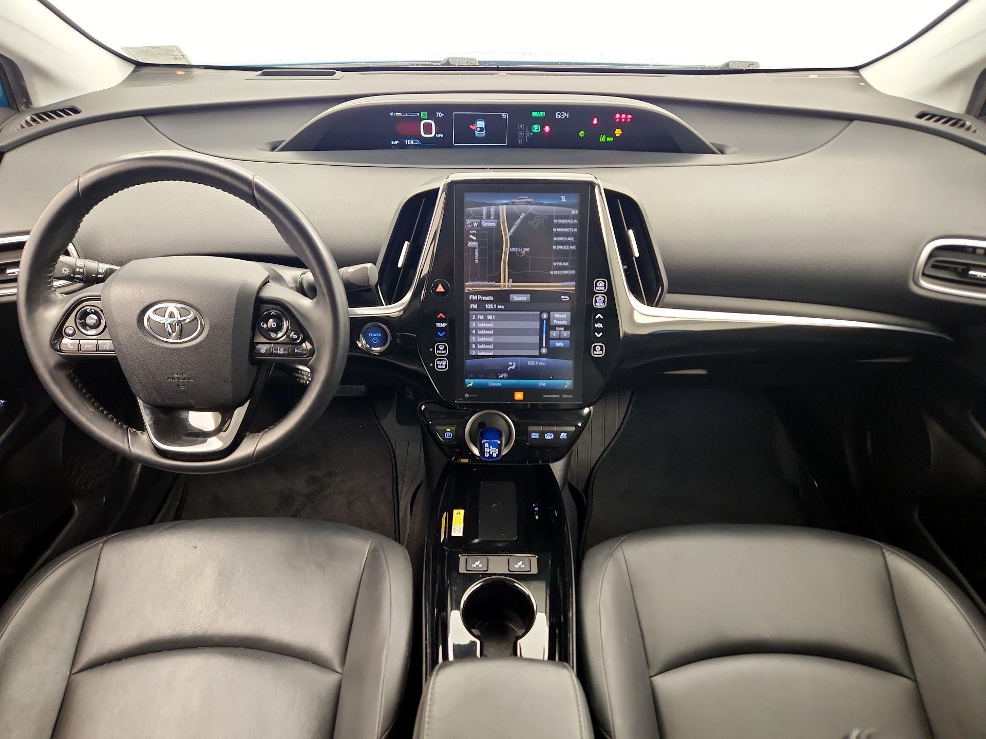 Thumbnail: 2020 Toyota Prius Prime - 9