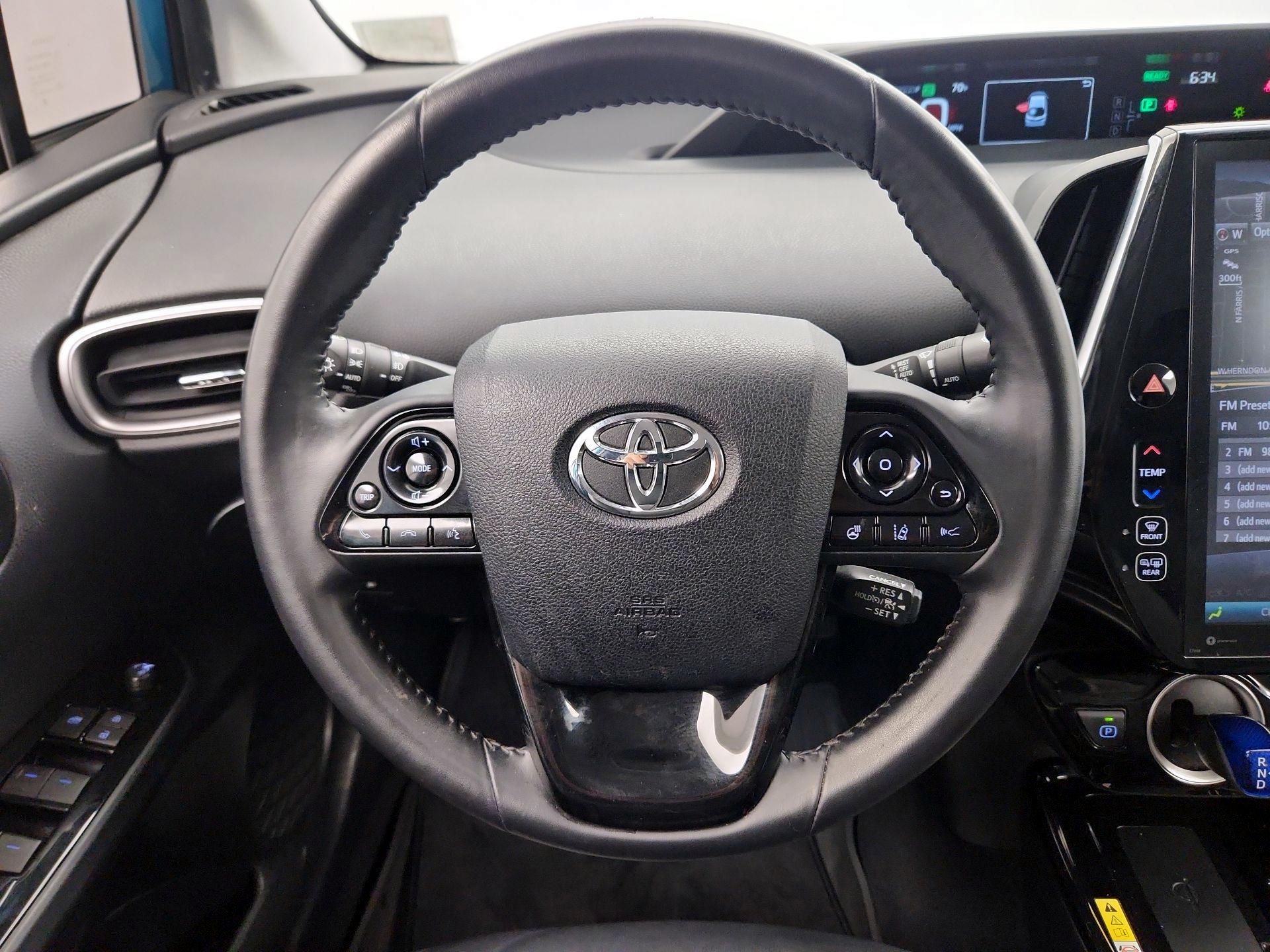 Thumbnail: 2020 Toyota Prius Prime - 10