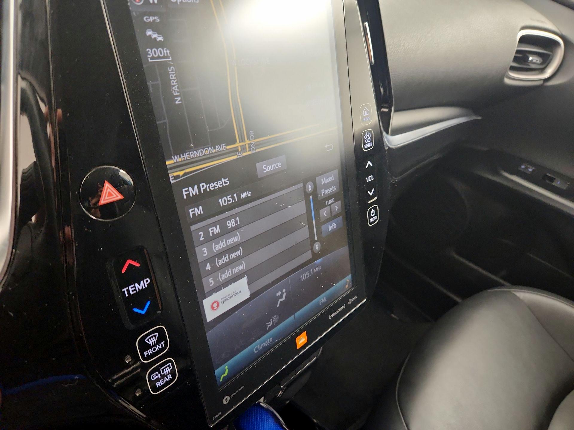 Thumbnail: 2020 Toyota Prius Prime - 16