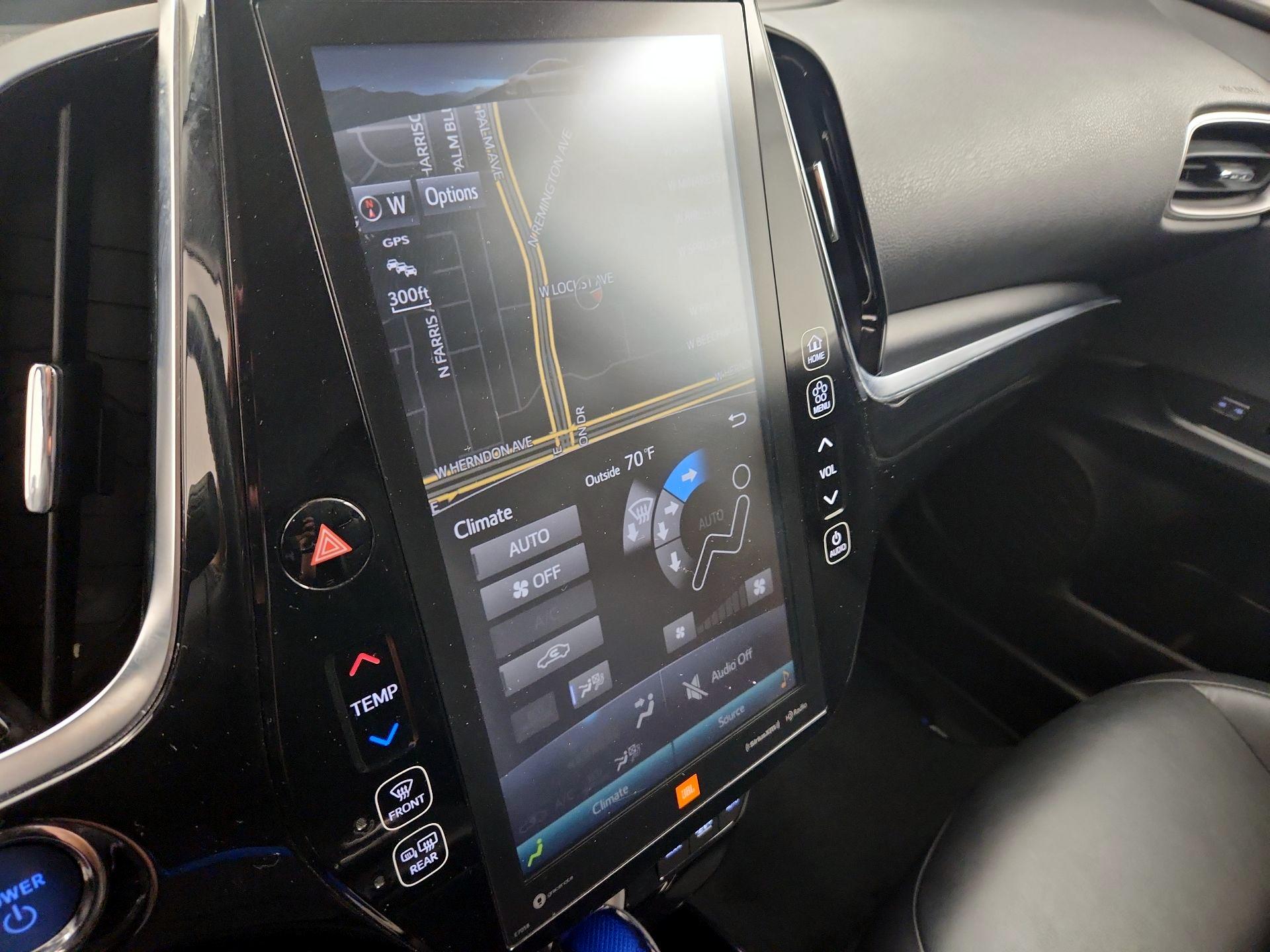 Thumbnail: 2020 Toyota Prius Prime - 17