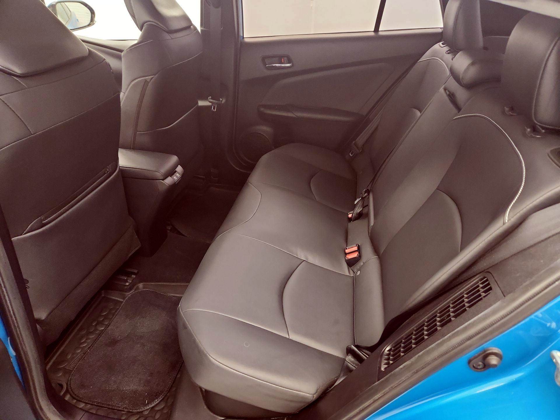 Thumbnail: 2020 Toyota Prius Prime - 20