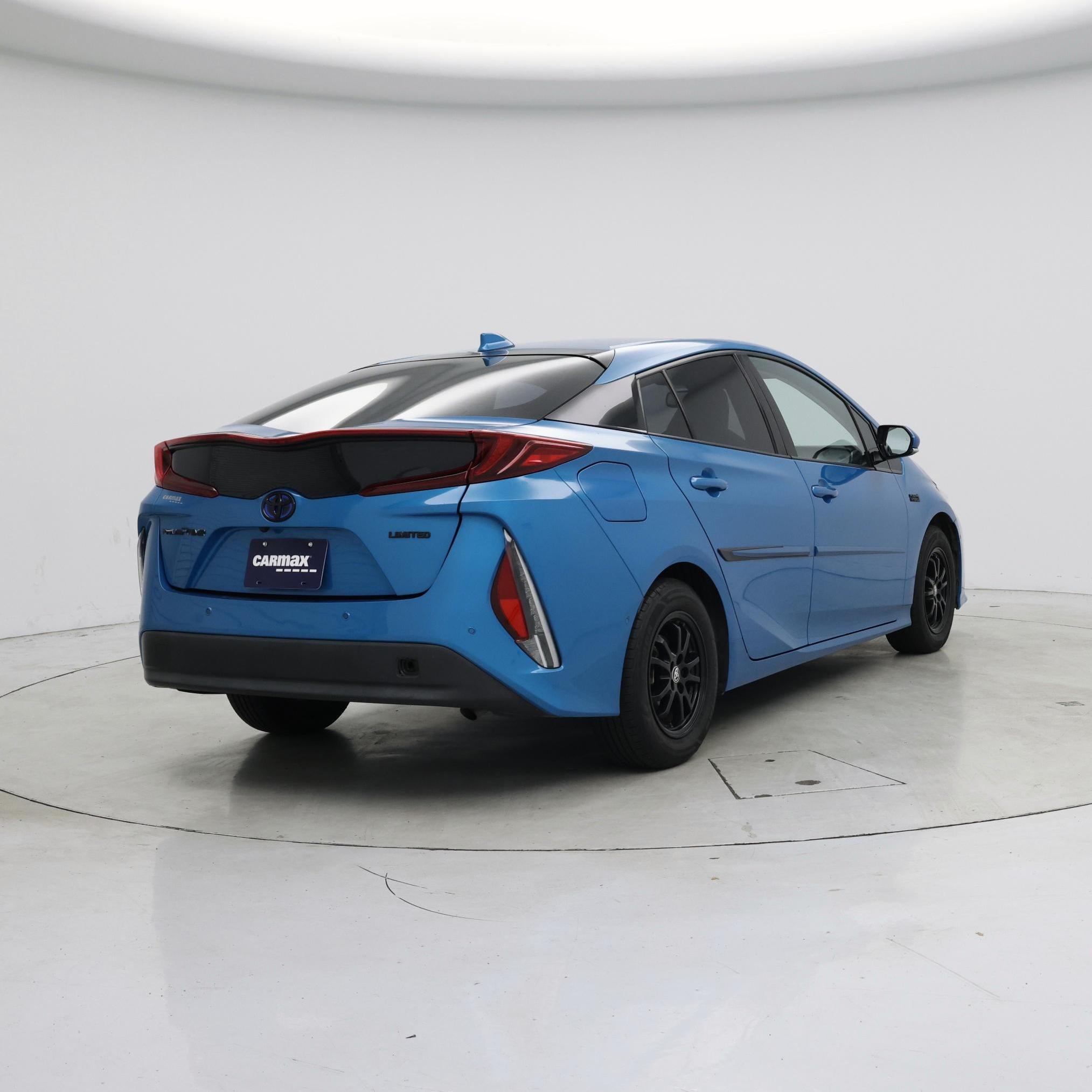 Thumbnail: 2020 Toyota Prius Prime - 8