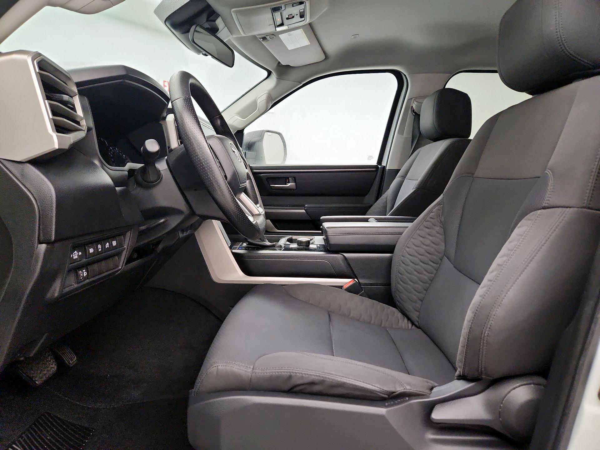 Thumbnail: 2022 Toyota Tundra - 11