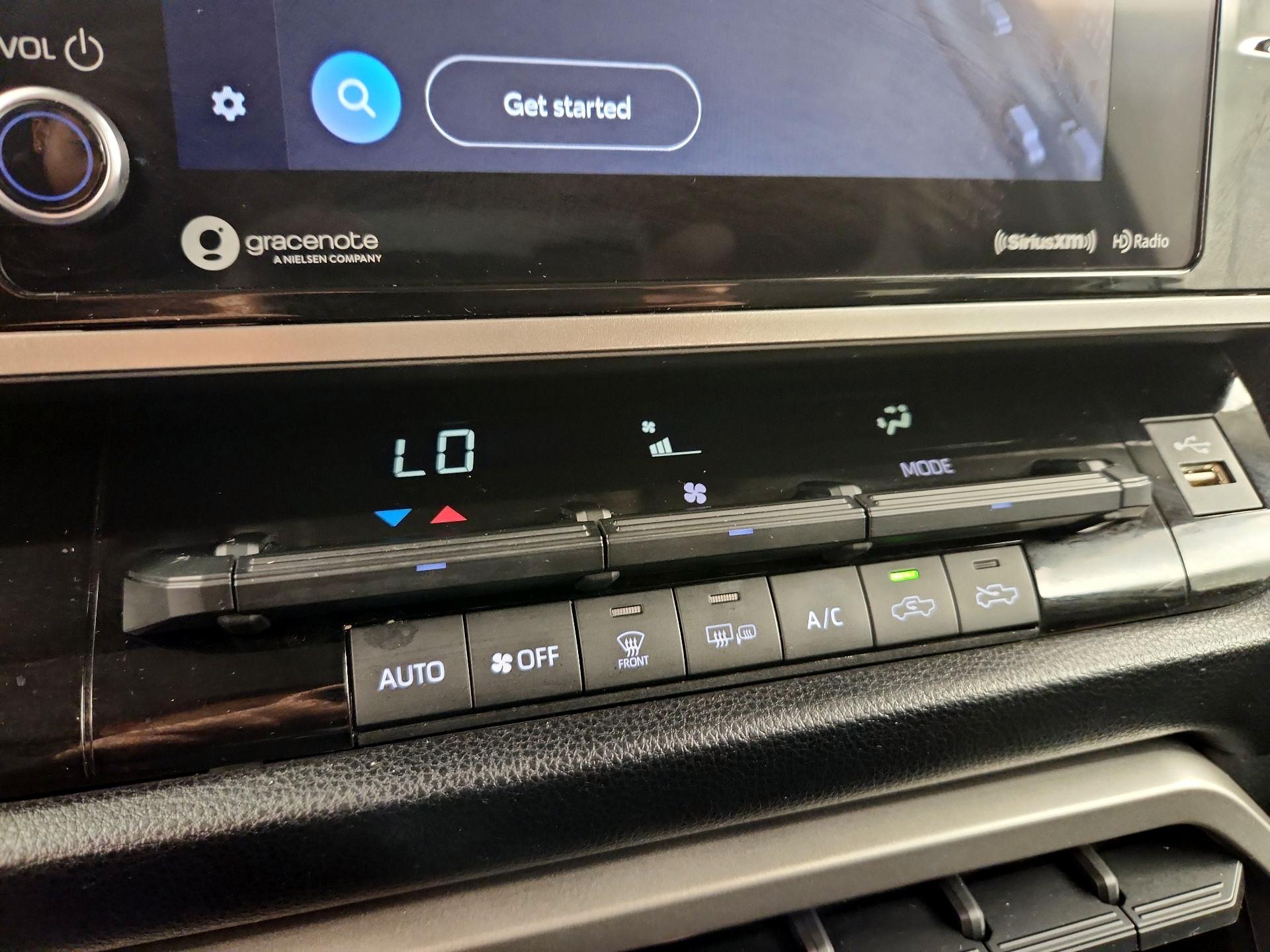 Thumbnail: 2022 Toyota Tundra - 16