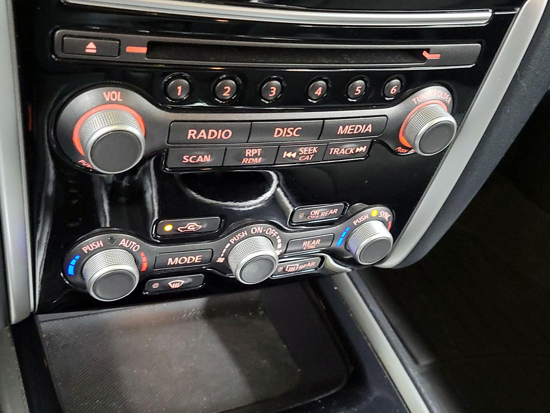 Thumbnail: 2020 Nissan Pathfinder - 13