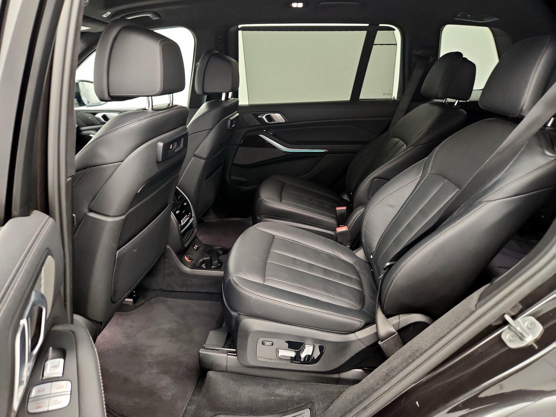 Thumbnail: 2021 BMW X7 - 20