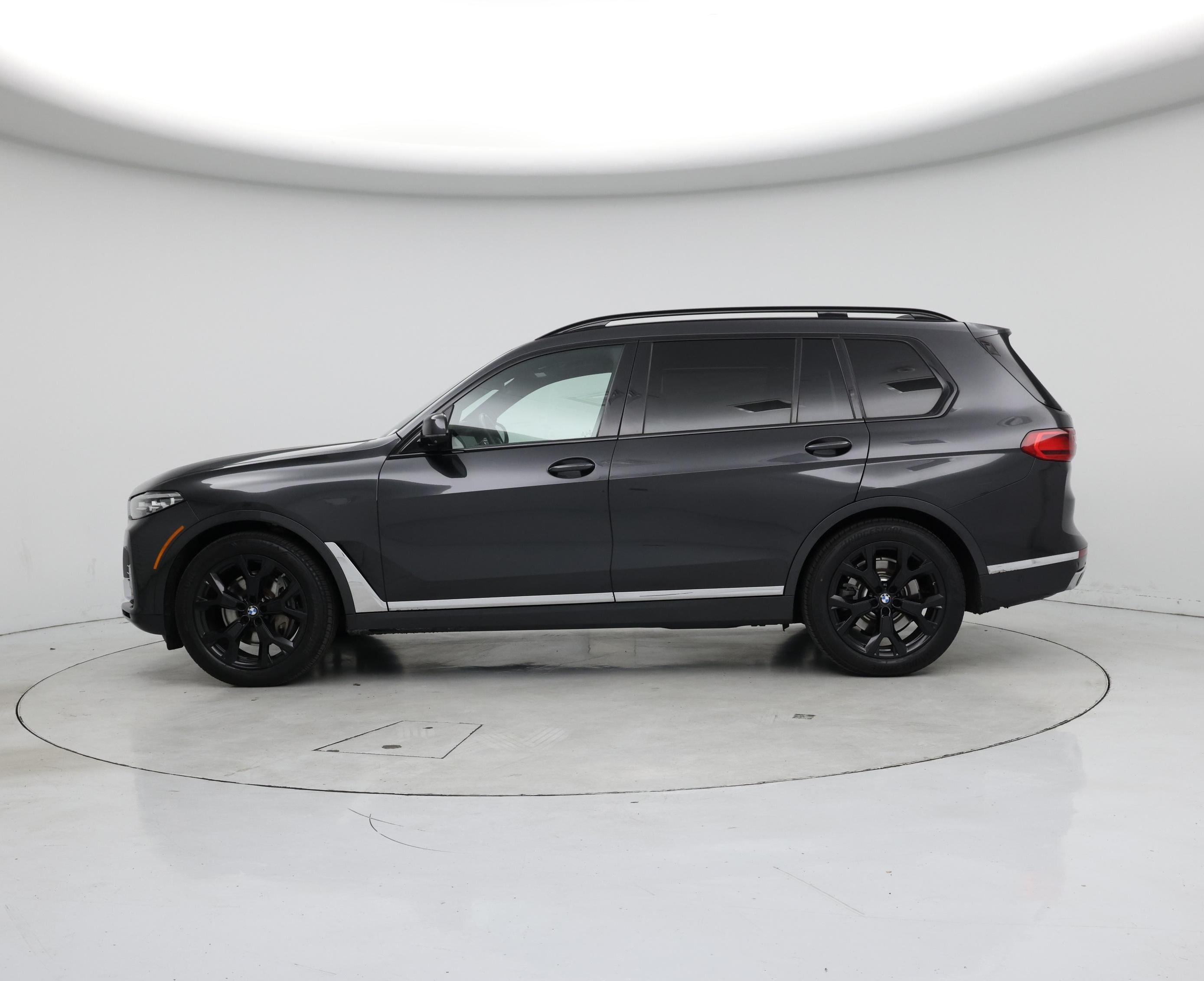 Thumbnail: 2021 BMW X7 - 3