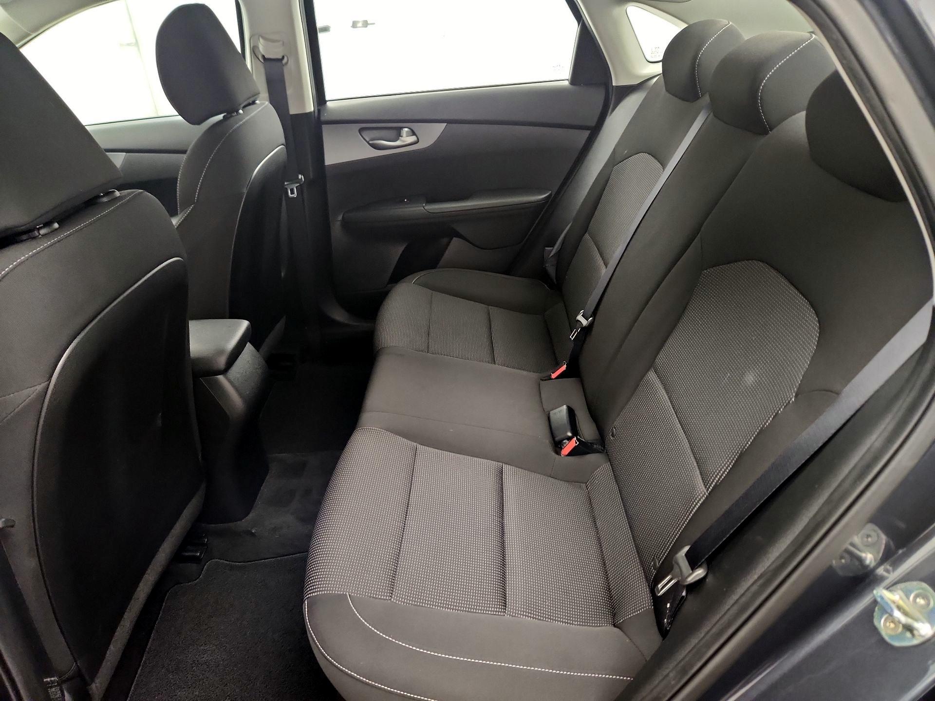 Thumbnail: 2020 Kia Forte - 19