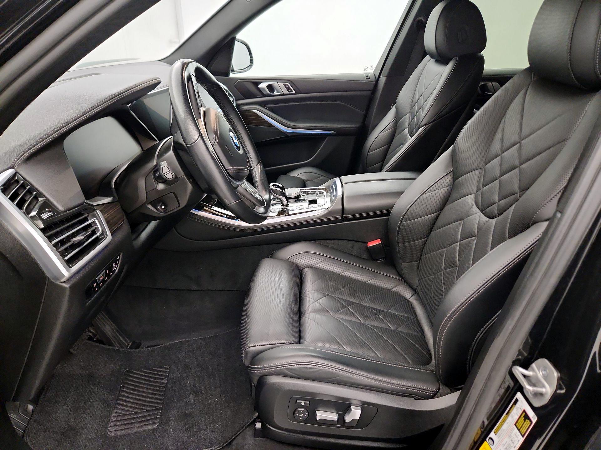 Thumbnail: 2023 BMW X5 - 11