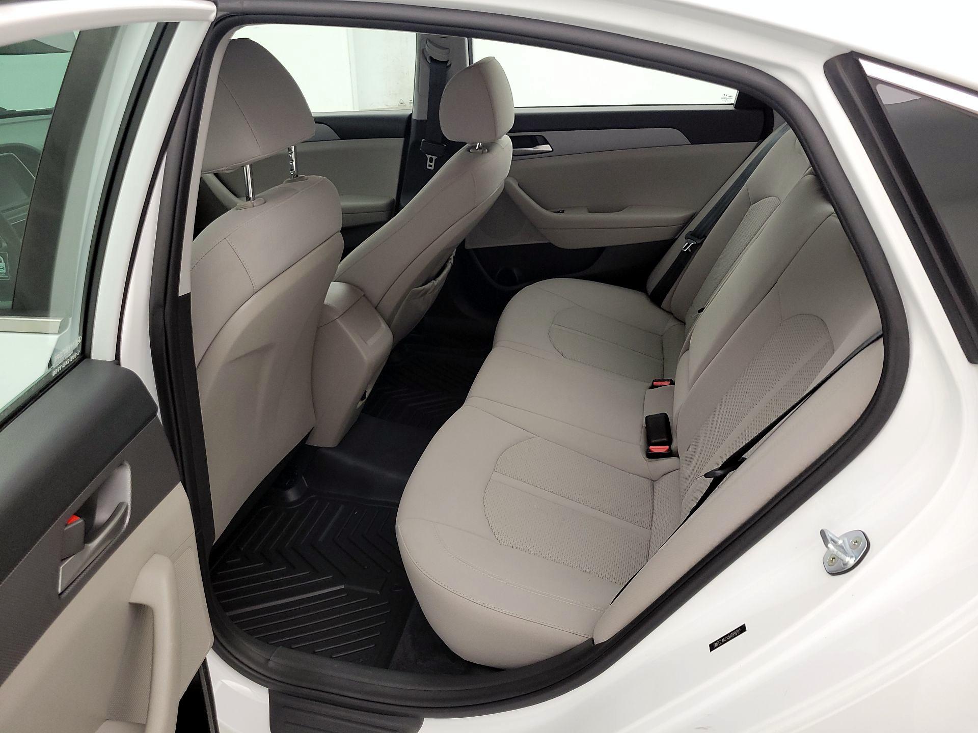 Thumbnail: 2018 Hyundai Sonata - 18