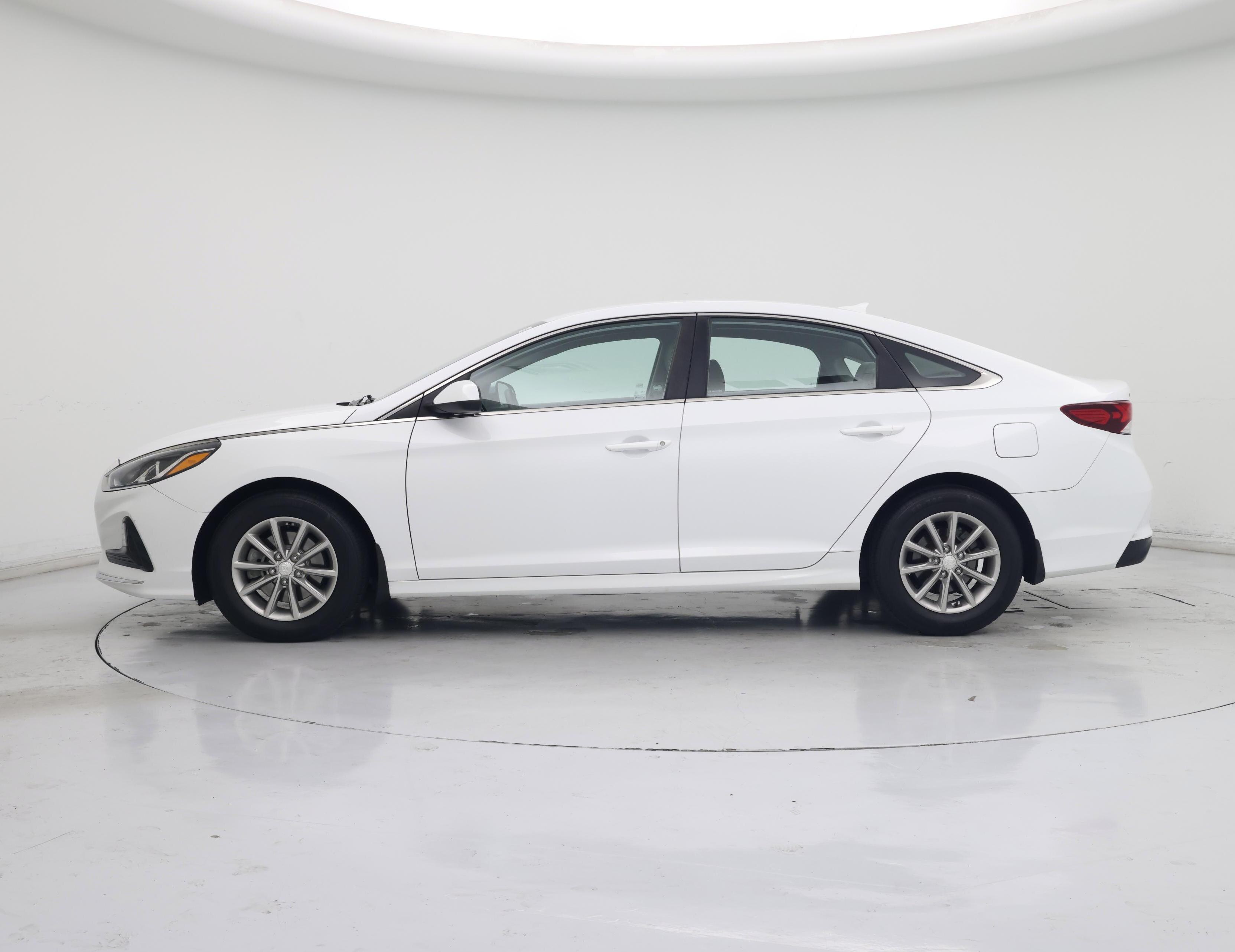 Thumbnail: 2018 Hyundai Sonata - 3