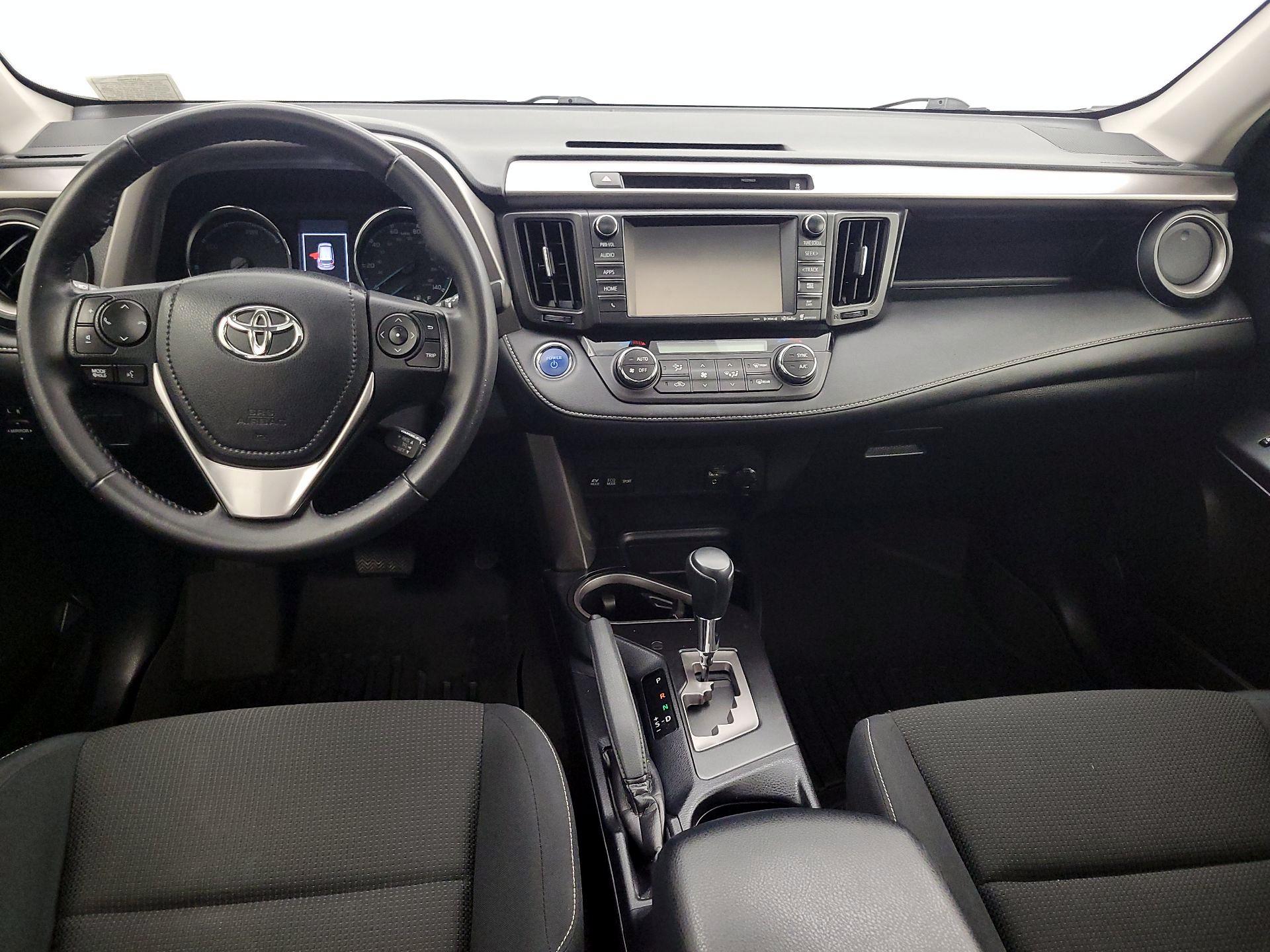 Thumbnail: 2016 Toyota RAV4 - 9