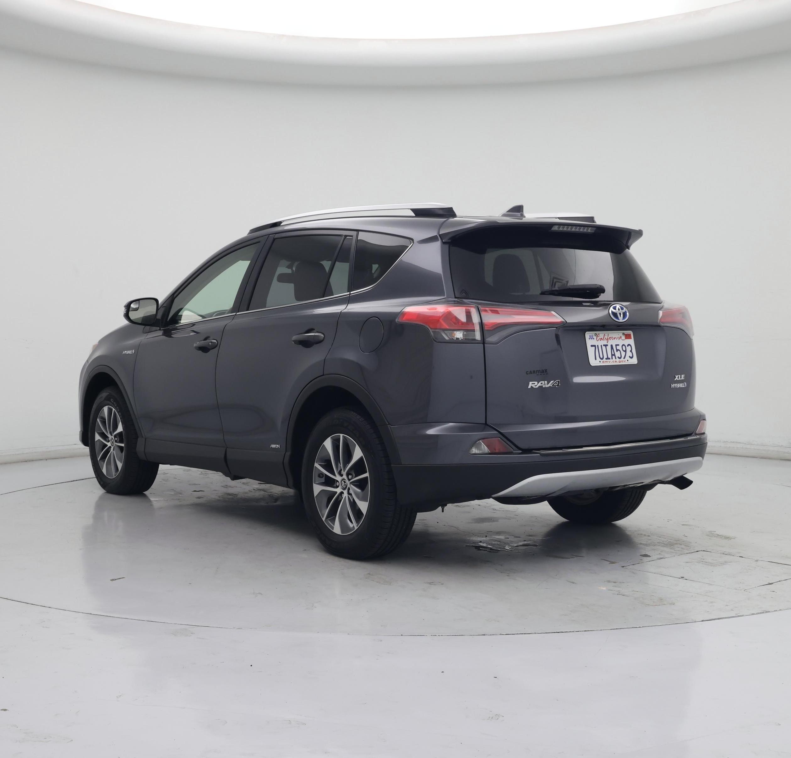 Thumbnail: 2016 Toyota RAV4 - 2