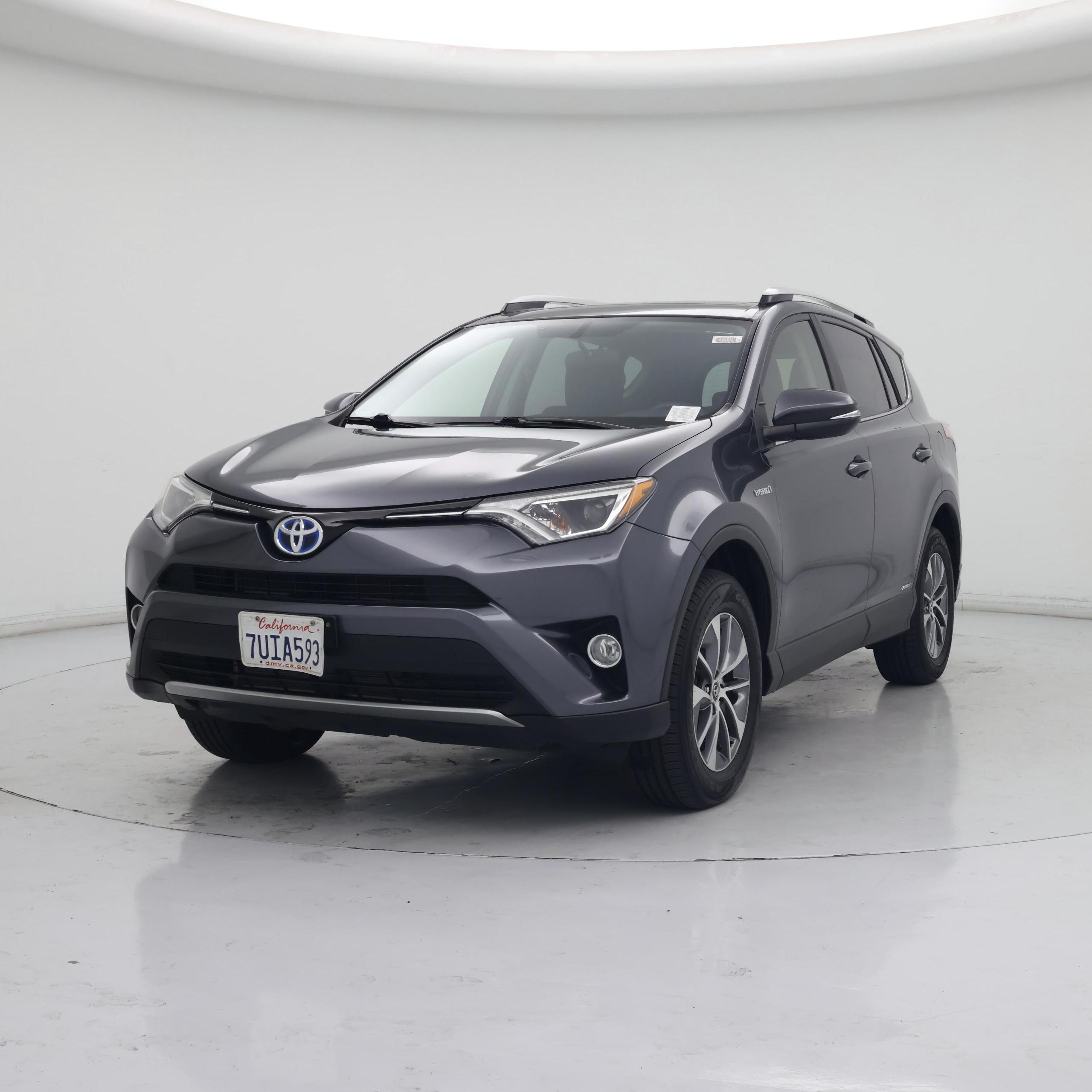 Thumbnail: 2016 Toyota RAV4 - 4
