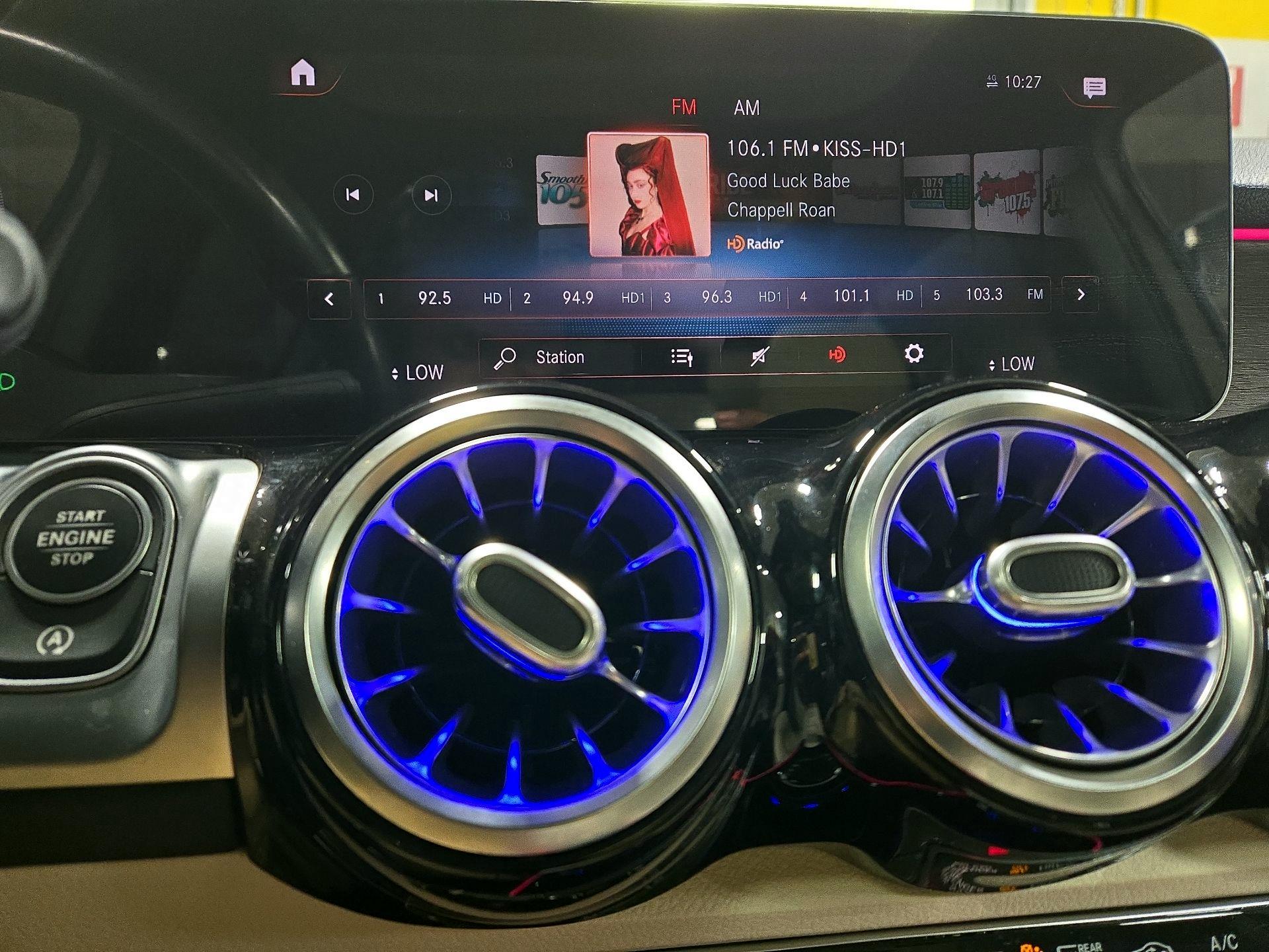 Thumbnail: 2021 Mercedes-Benz GLB - 16