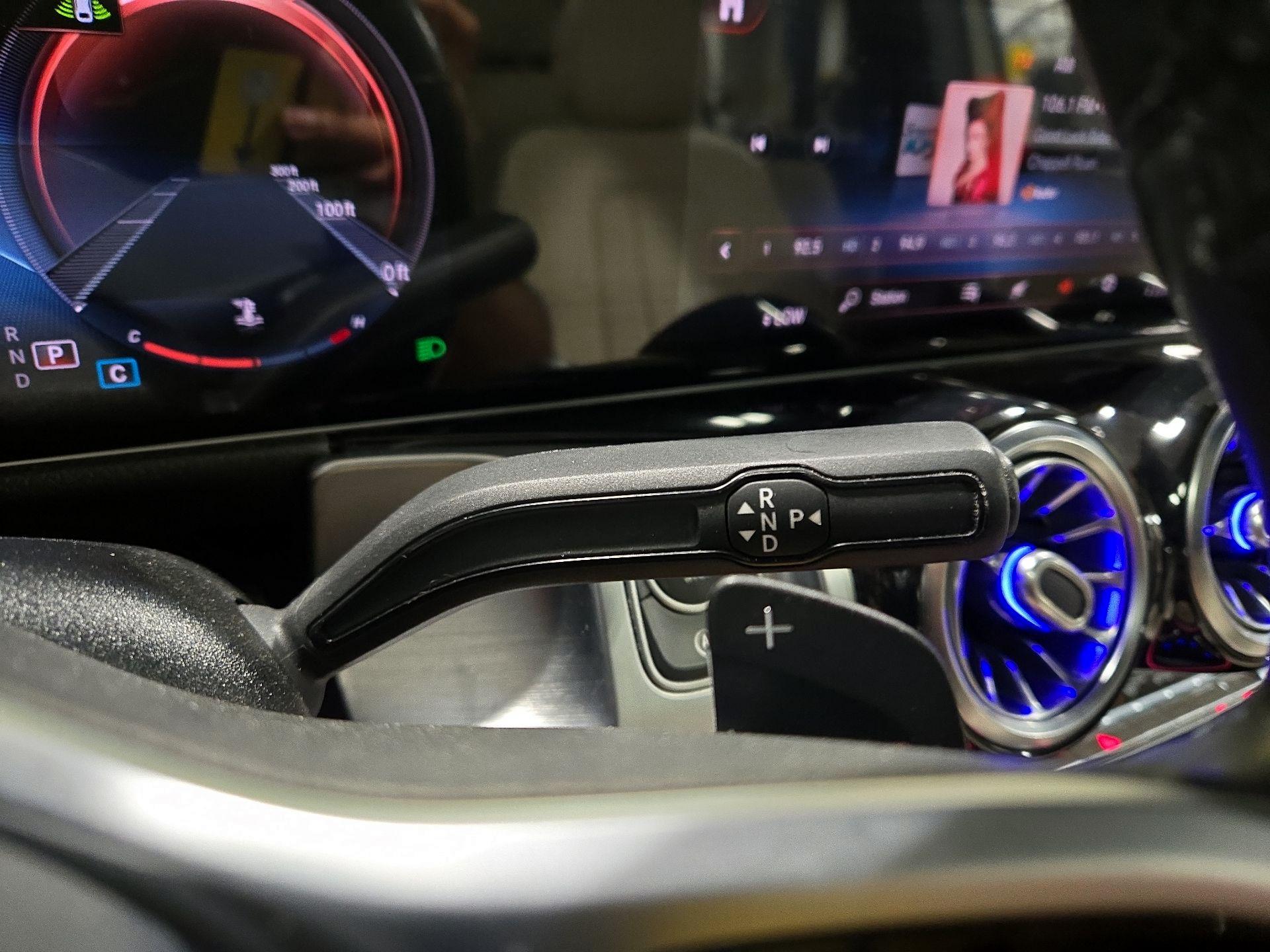 Thumbnail: 2021 Mercedes-Benz GLB - 18