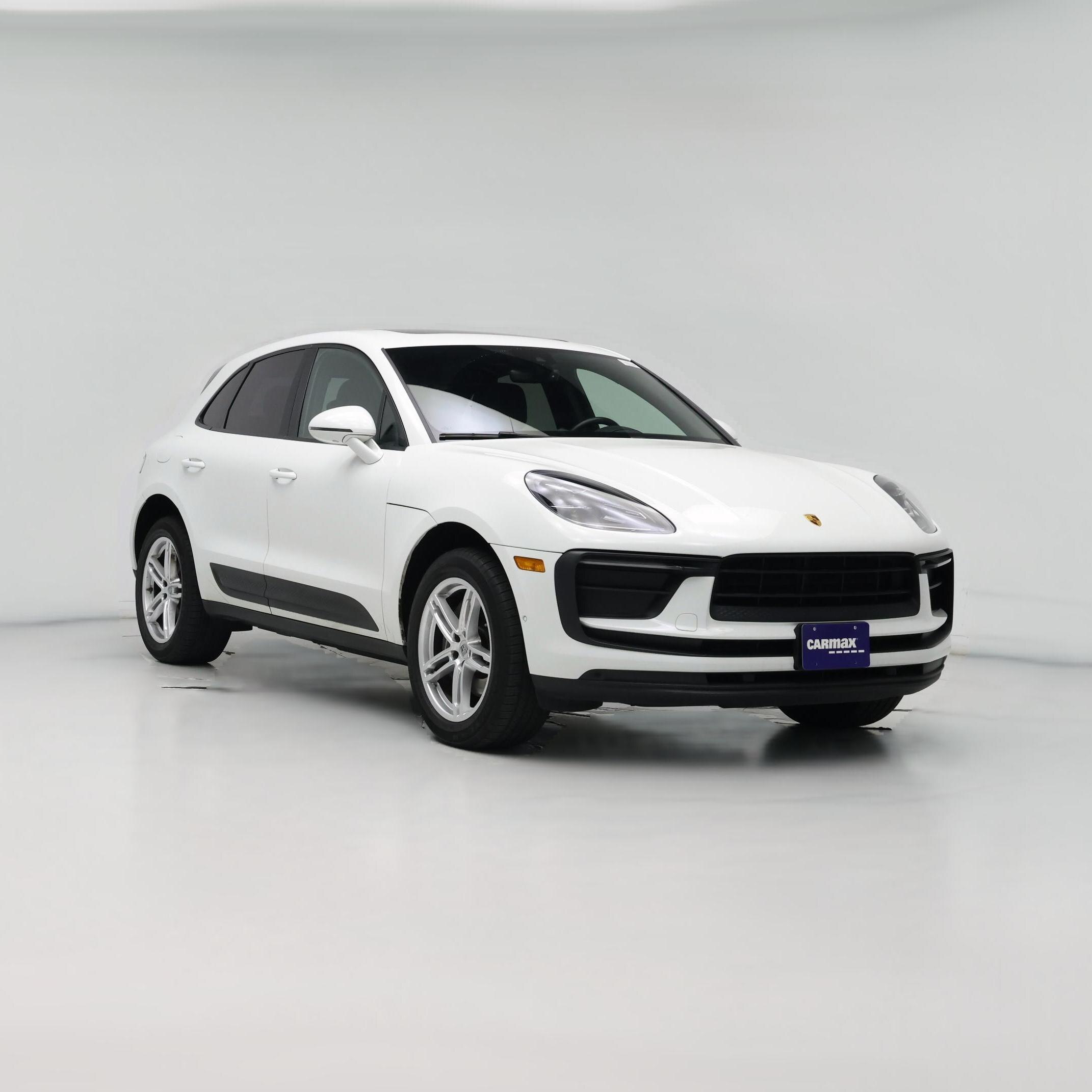 Thumbnail: 2022 Porsche Macan - 1