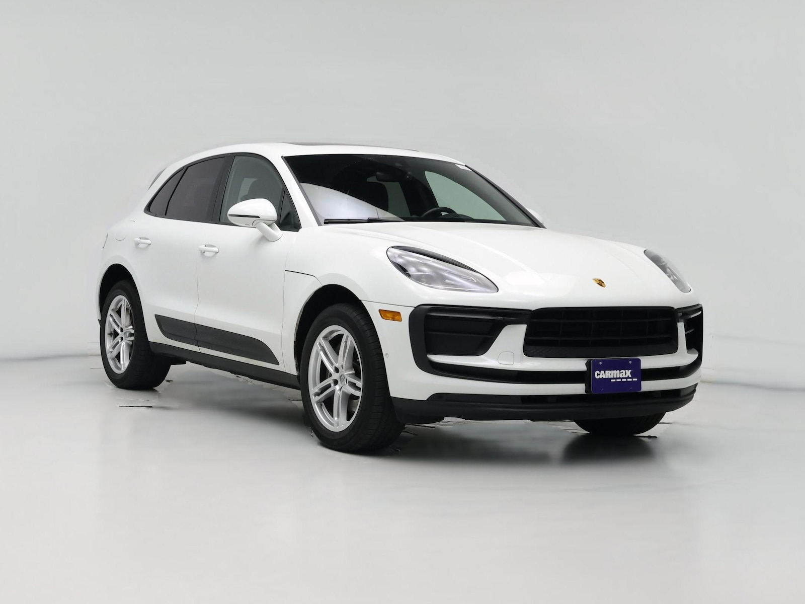 2022 Porsche Macan Base