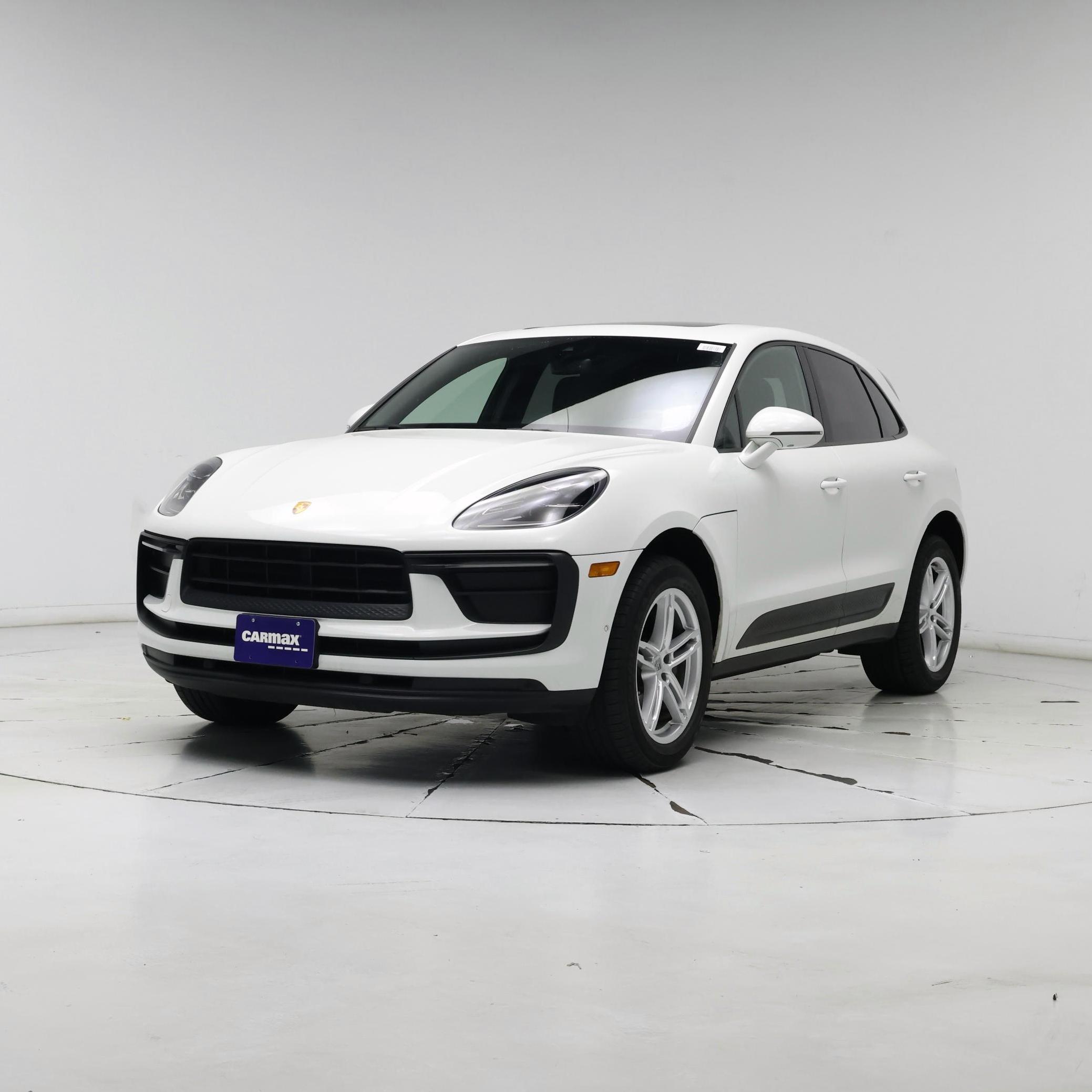 Thumbnail: 2022 Porsche Macan - 4