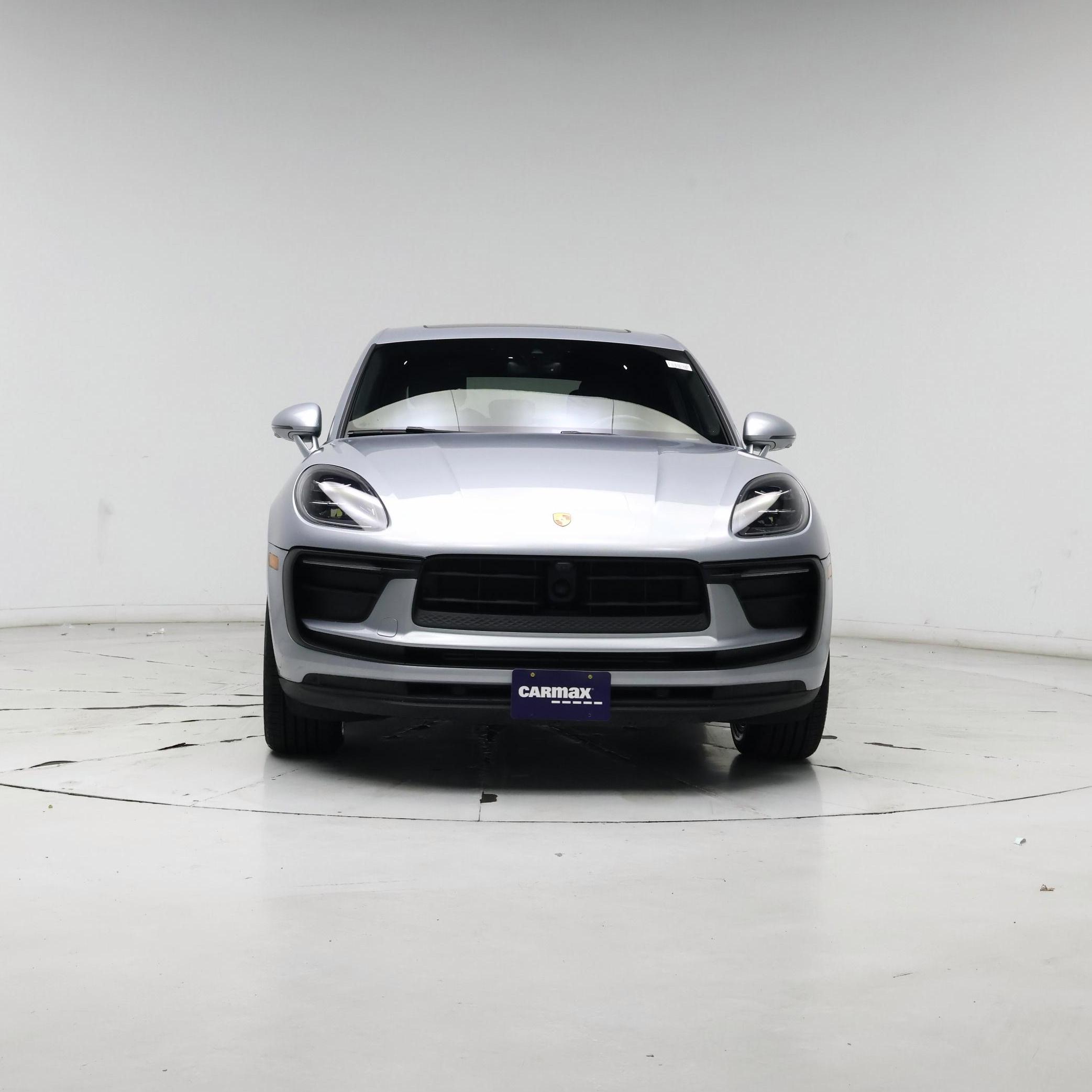 Thumbnail: 2023 Porsche Macan - 5