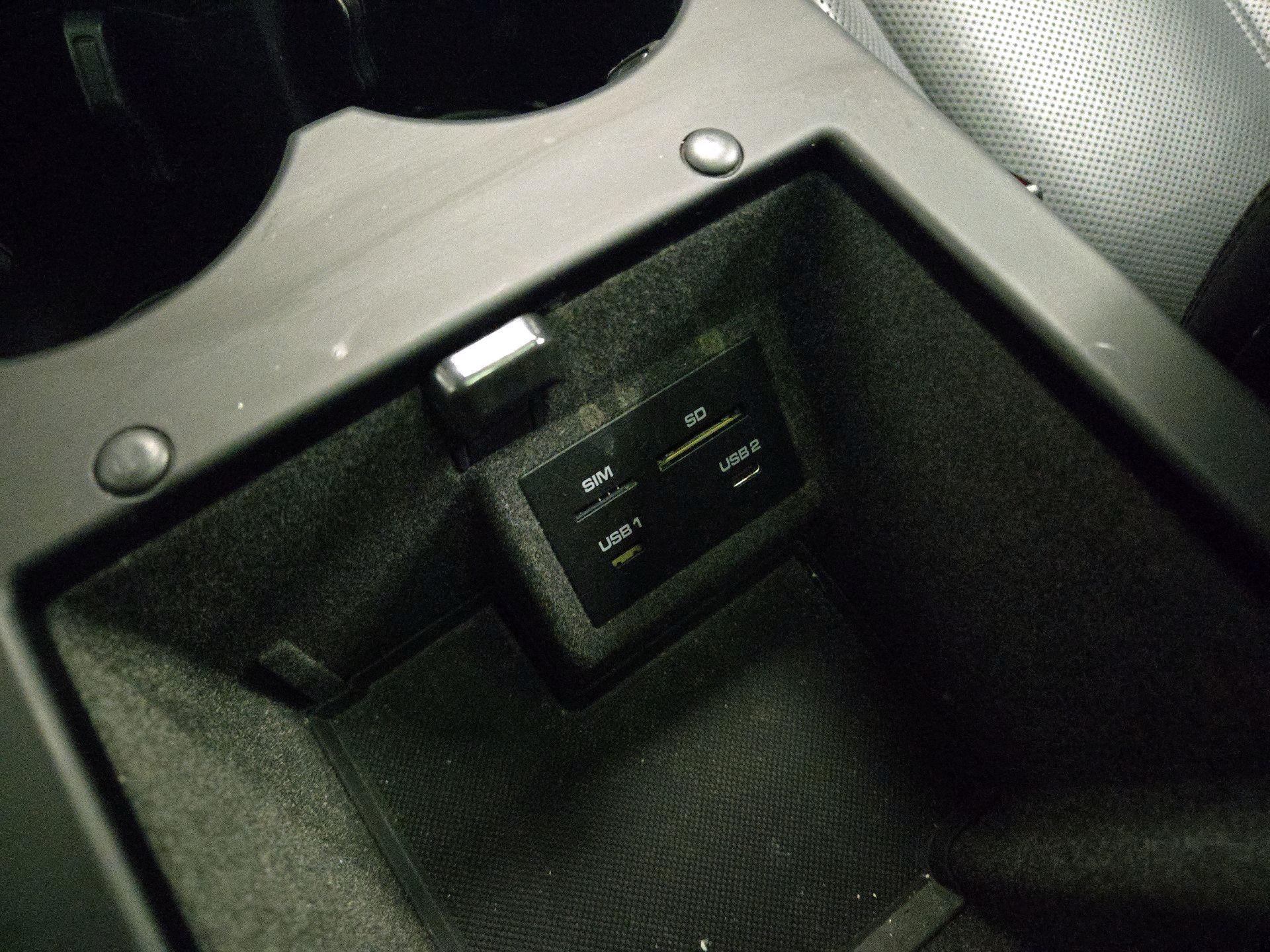 Thumbnail: 2023 Porsche Macan - 19