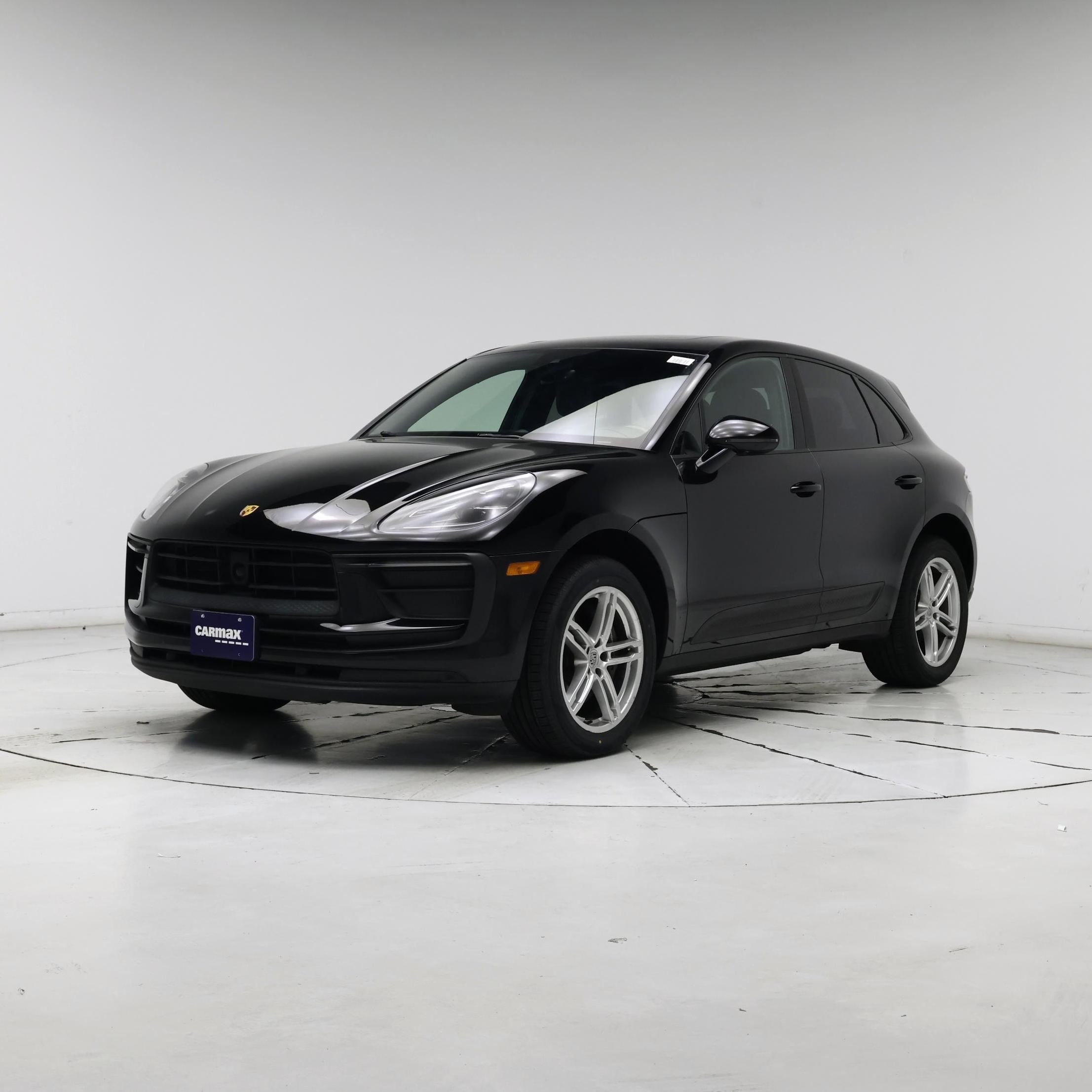 Thumbnail: 2023 Porsche Macan - 4