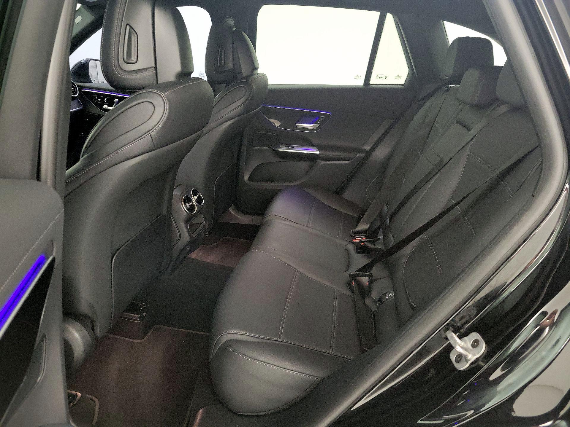 Thumbnail: 2024 Mercedes-Benz GLC - 20