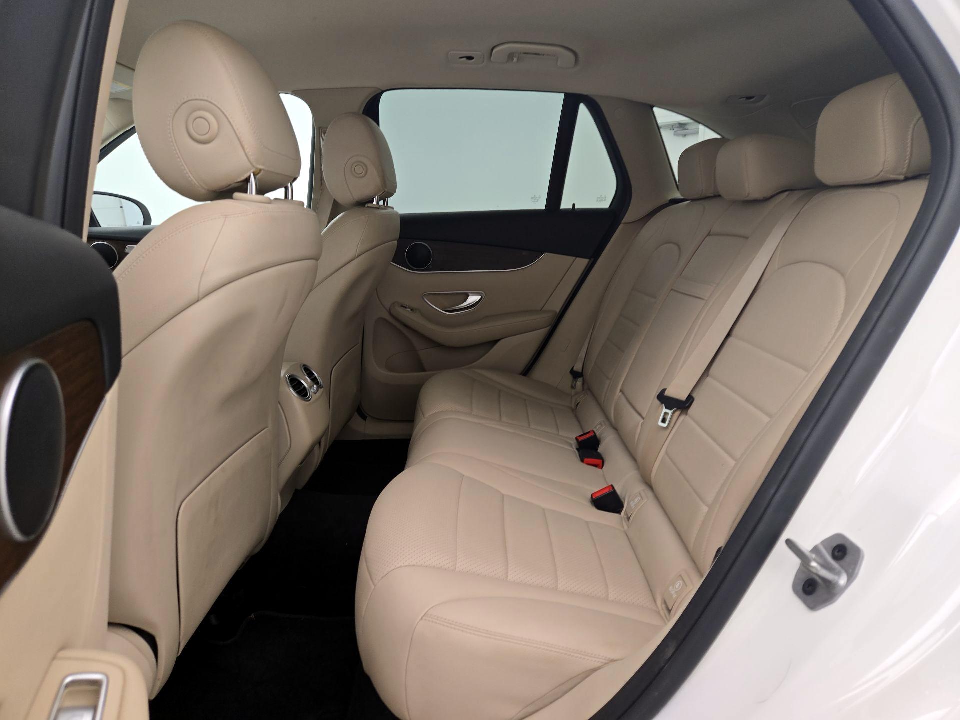 Thumbnail: 2022 Mercedes-Benz GLC - 19