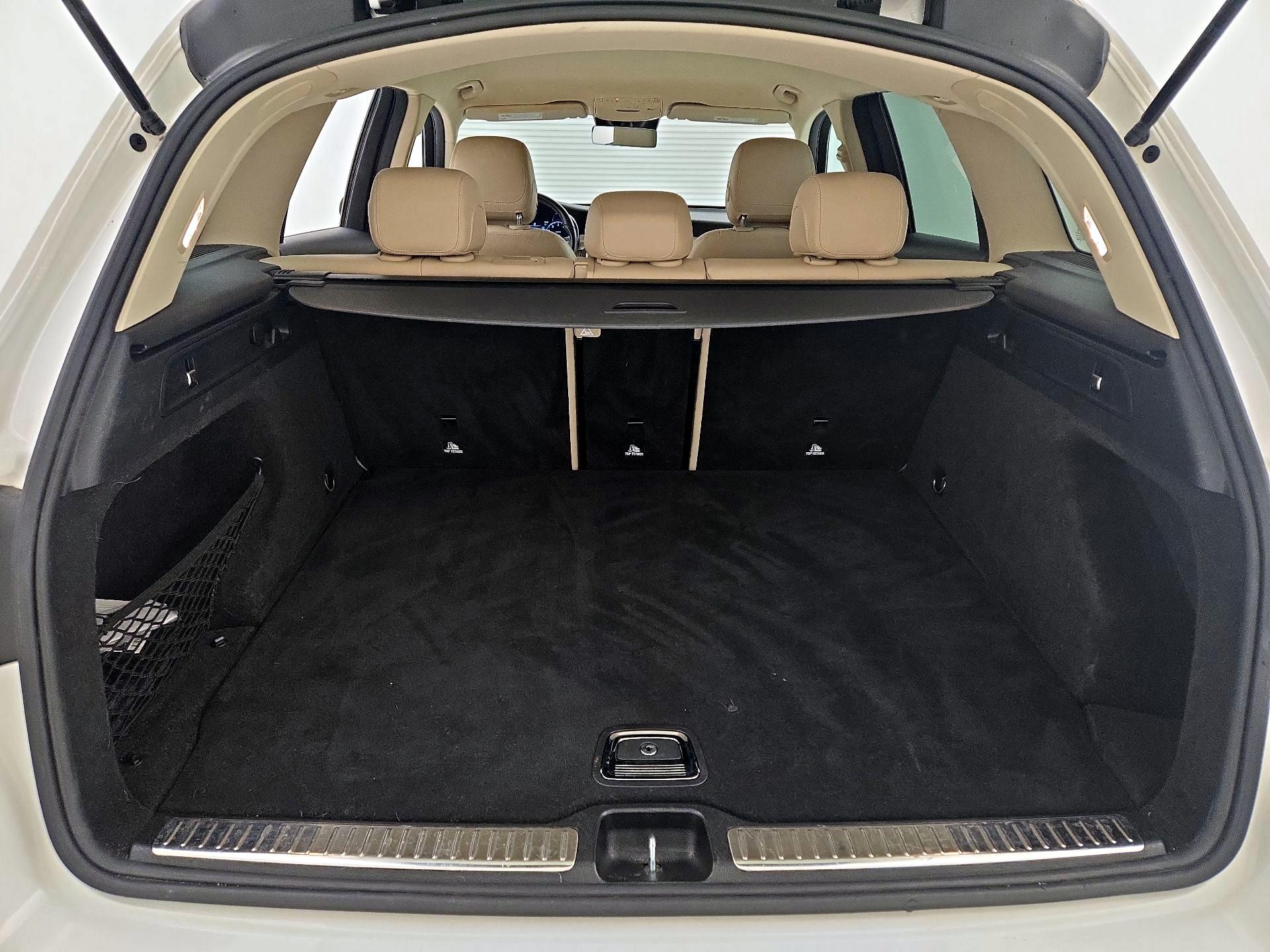 Thumbnail: 2022 Mercedes-Benz GLC - 20