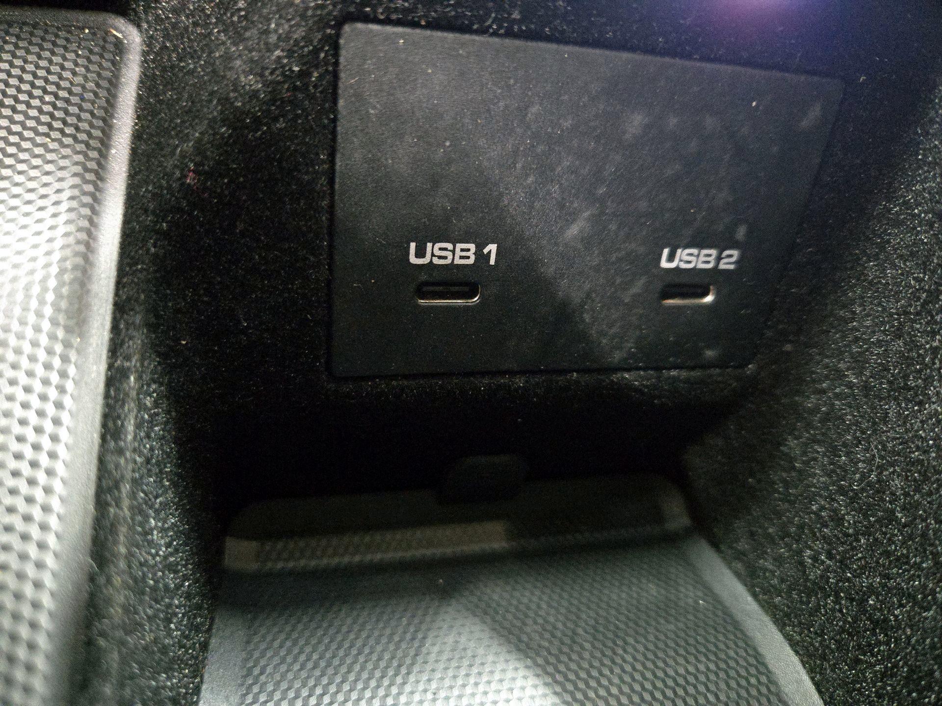 Thumbnail: 2021 Porsche Cayenne - 19