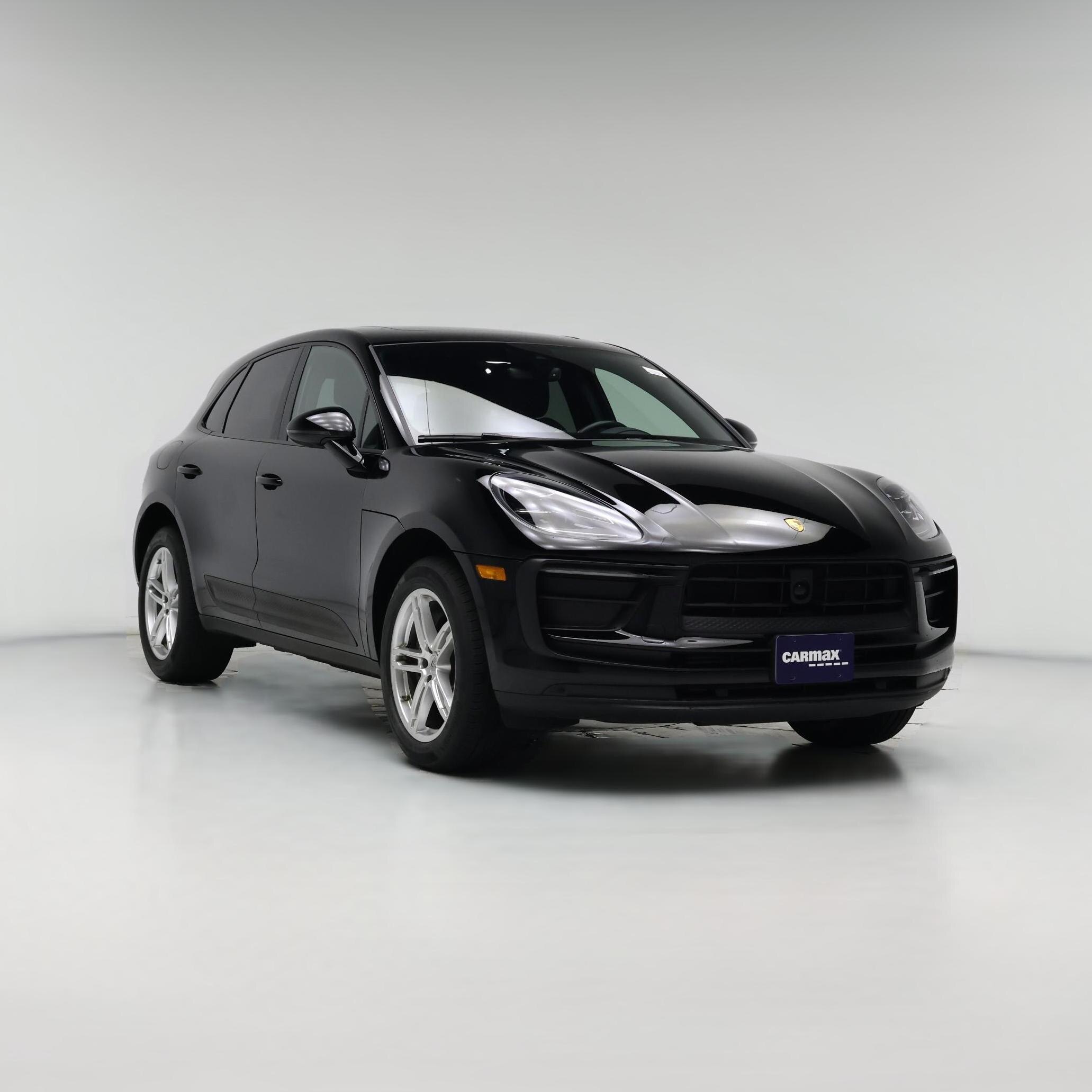 Thumbnail: 2023 Porsche Macan - 1