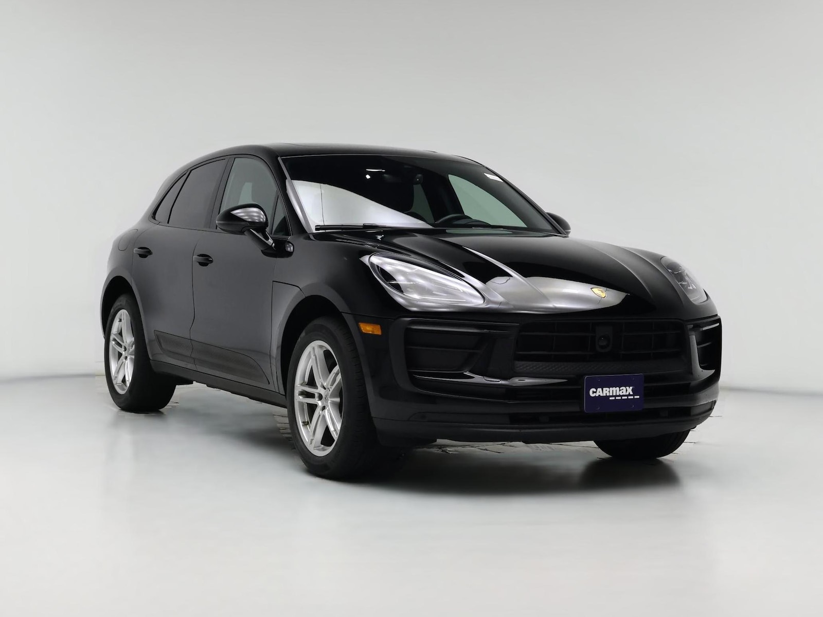 2023 Porsche Macan T