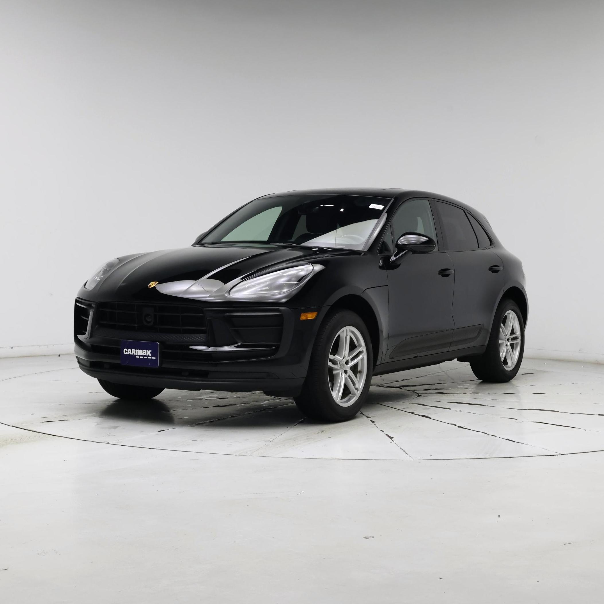 Thumbnail: 2023 Porsche Macan - 4