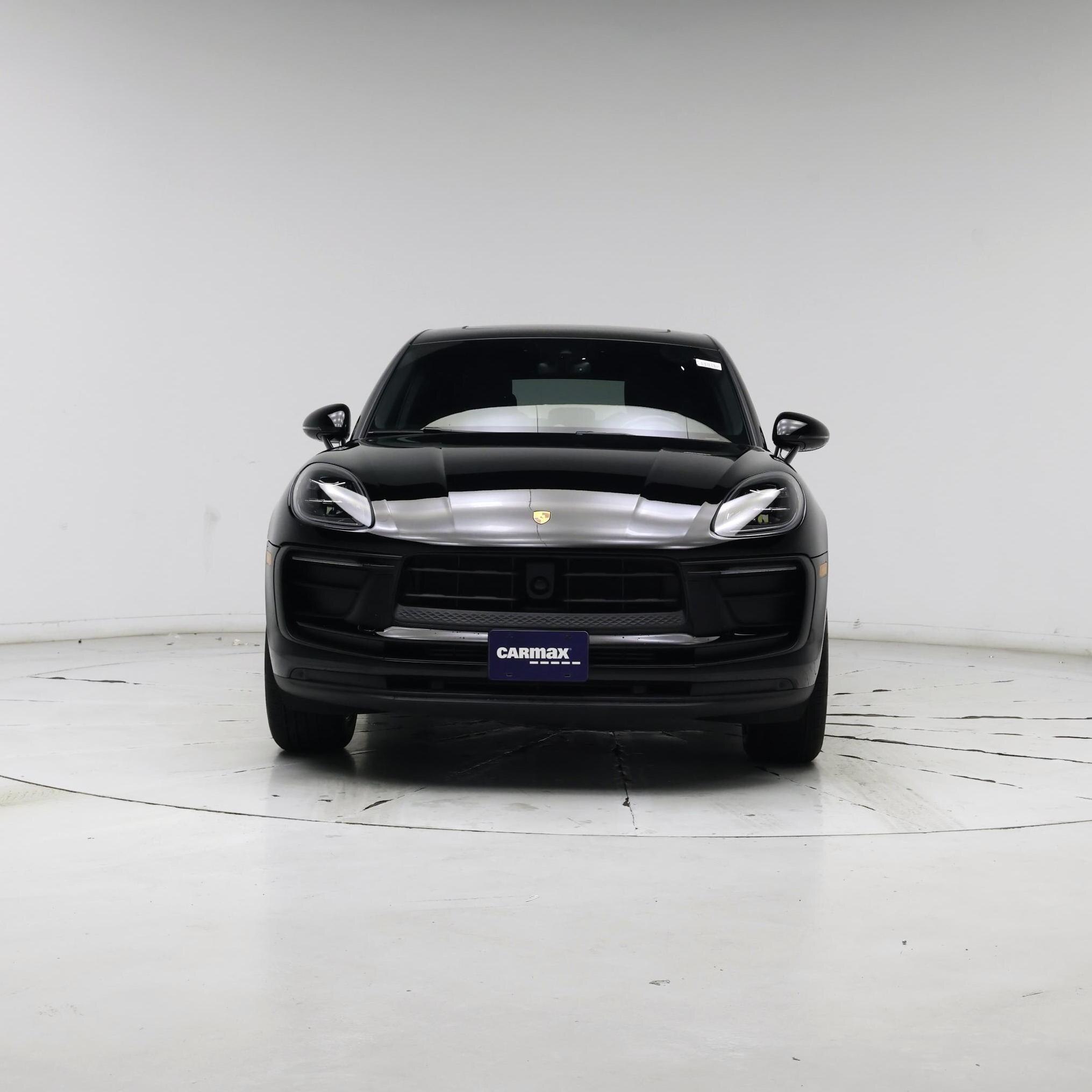 Thumbnail: 2023 Porsche Macan - 5