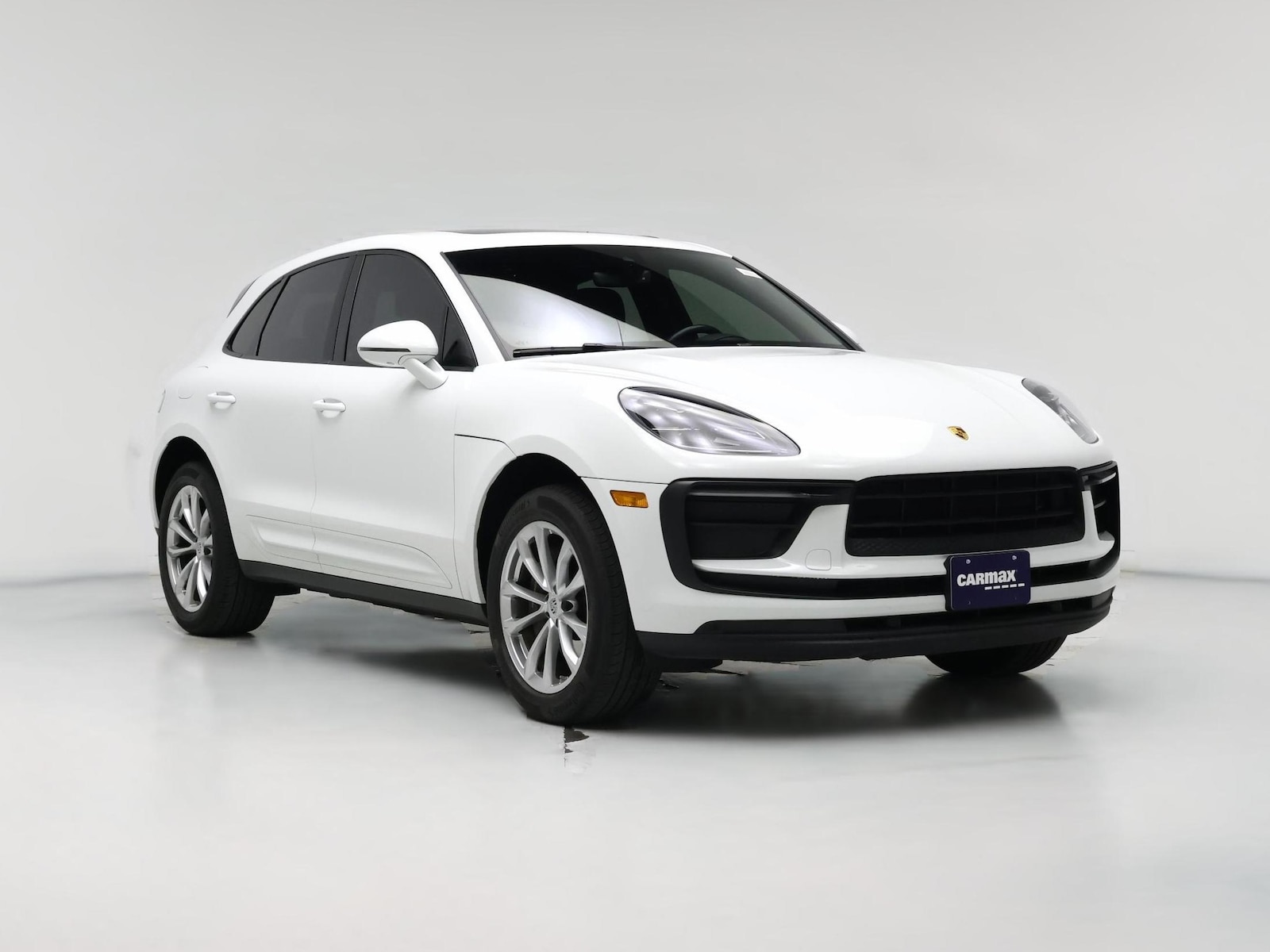 2022 Porsche Macan Base