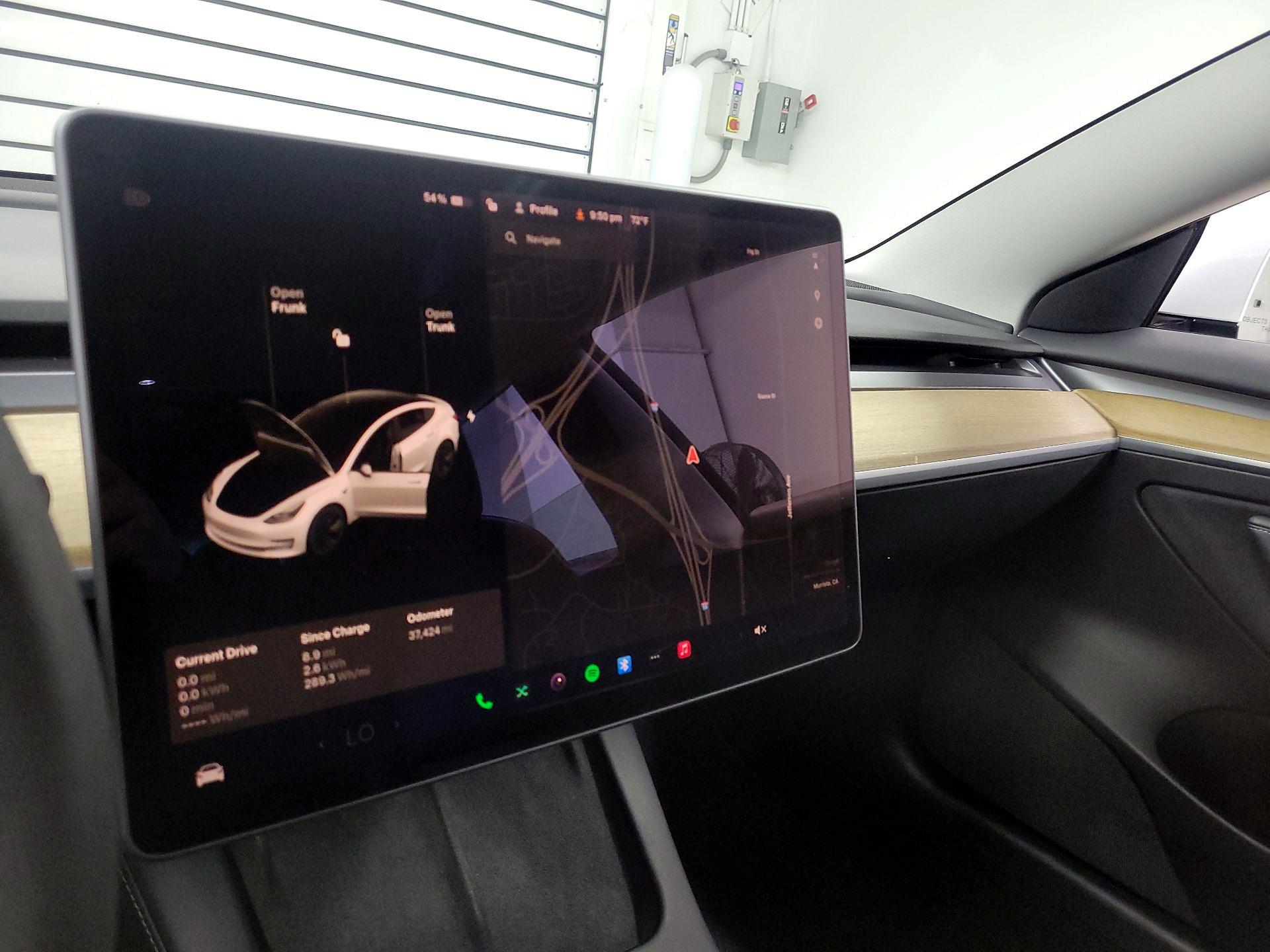 Thumbnail: 2021 Tesla Model 3 - 14