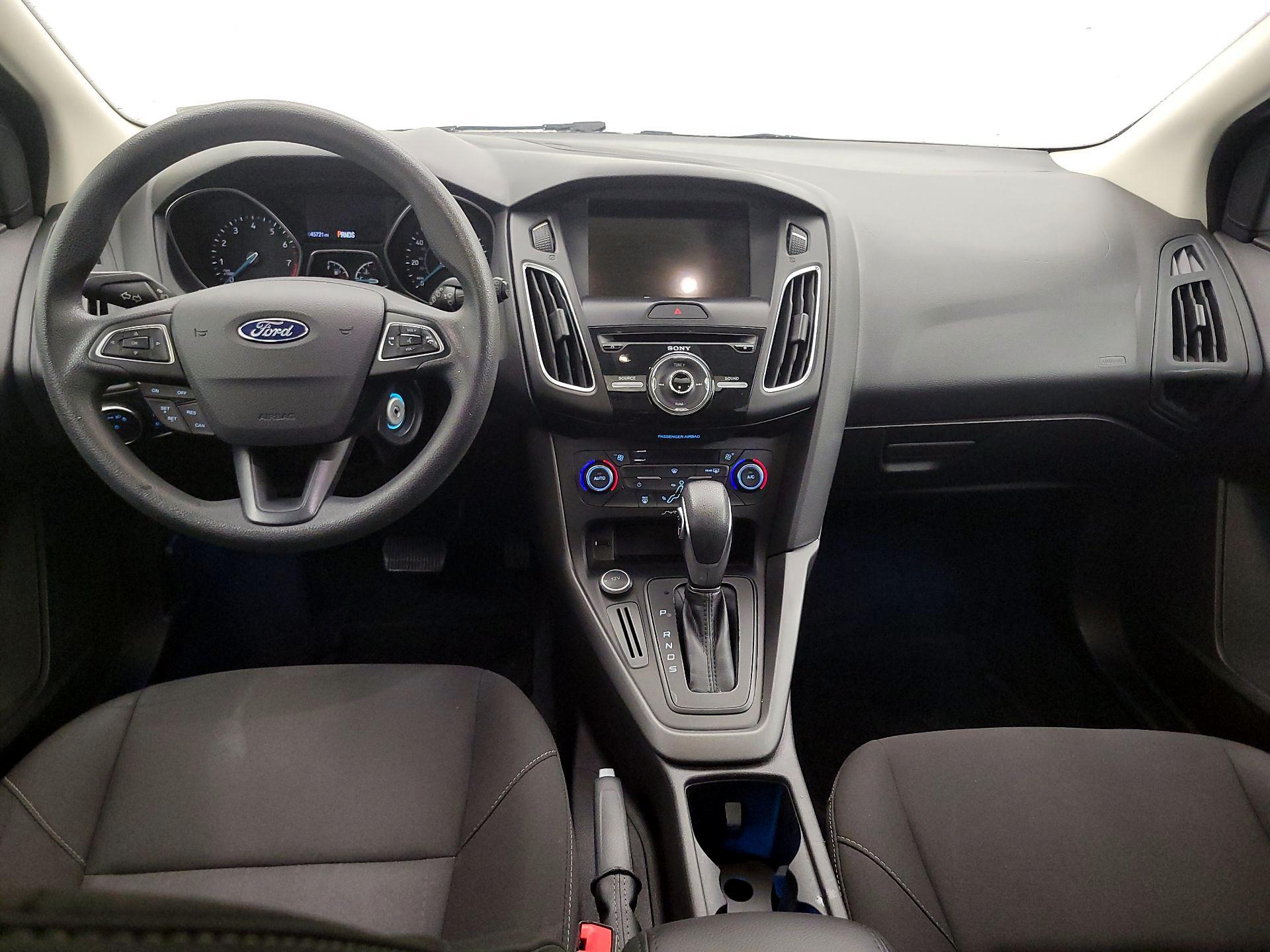 Thumbnail: 2017 Ford Focus - 9