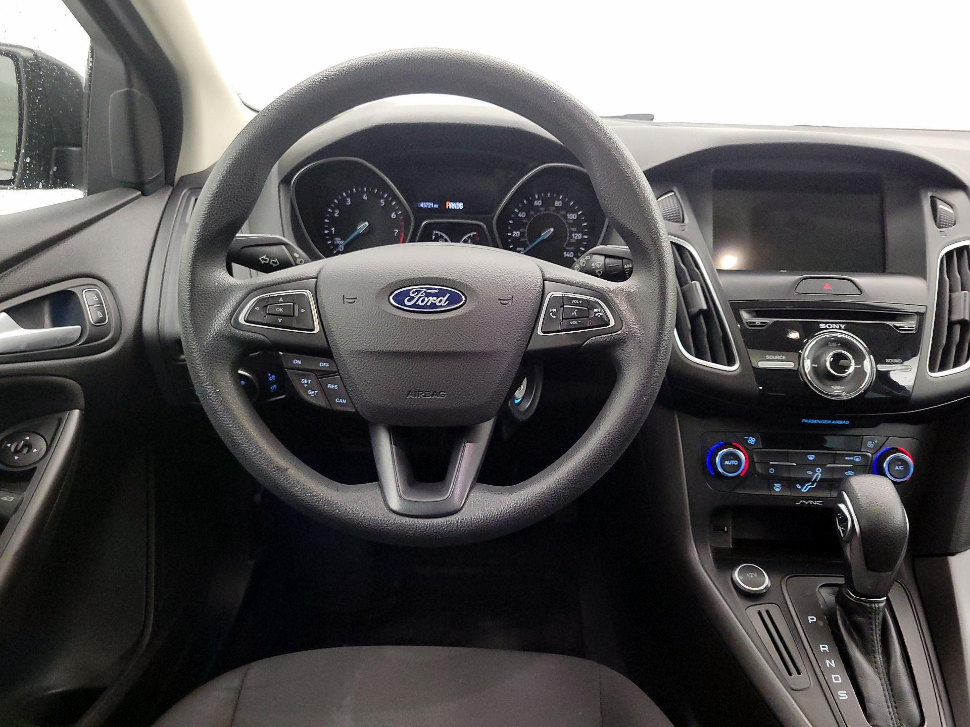 Thumbnail: 2017 Ford Focus - 10