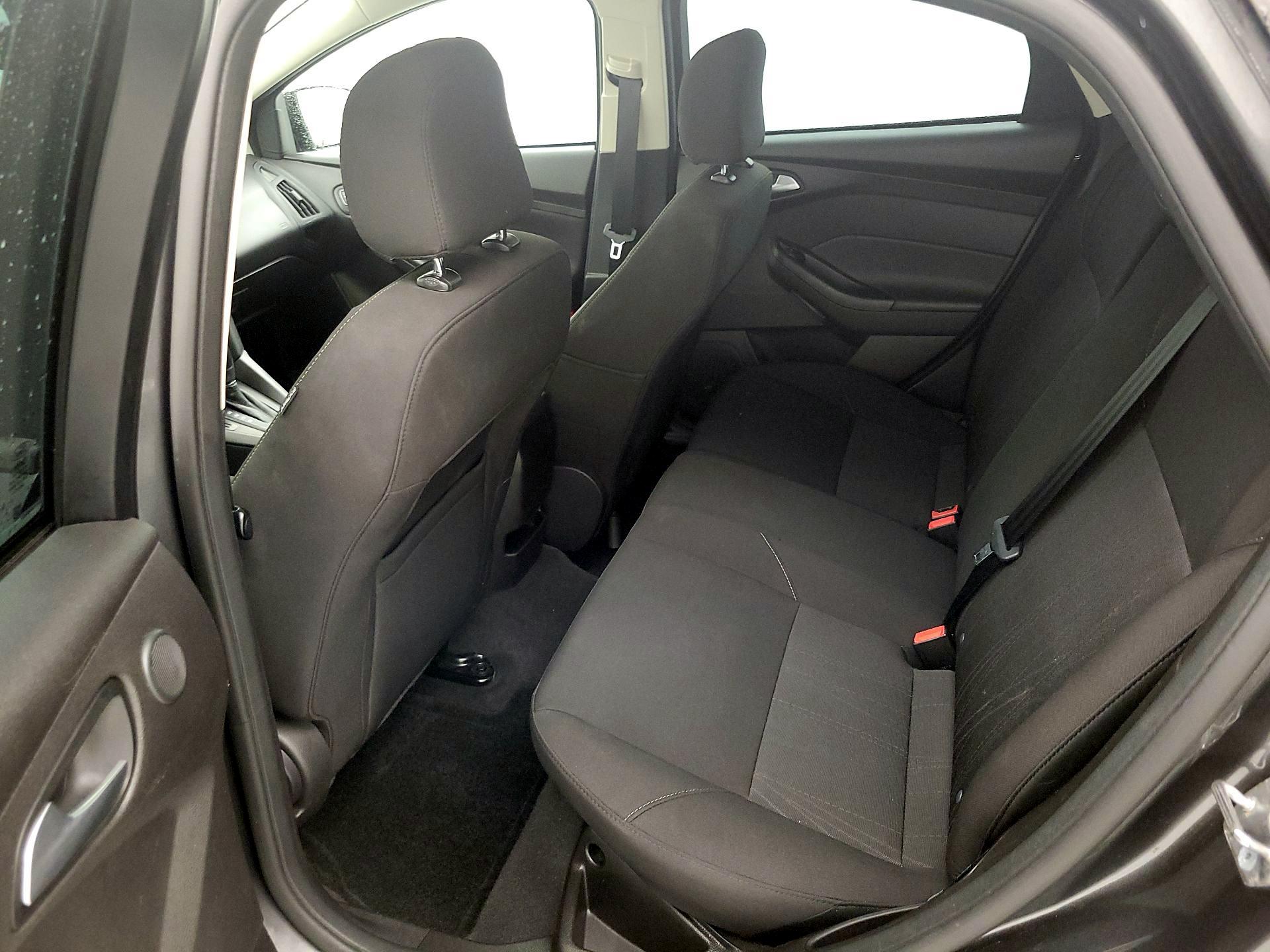 Thumbnail: 2017 Ford Focus - 19