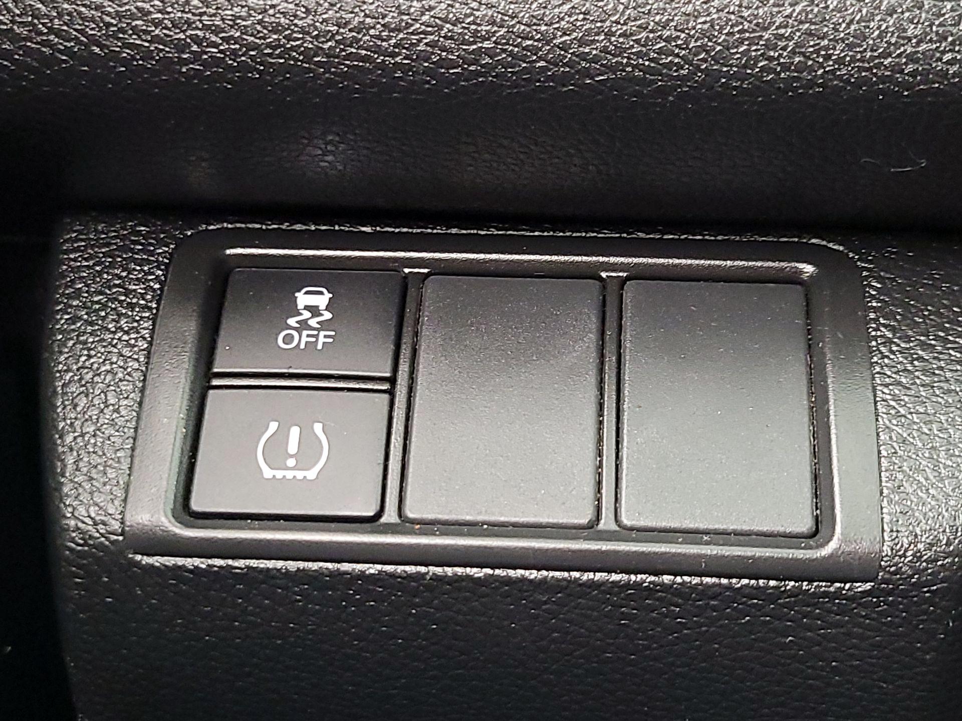 Thumbnail: 2017 Honda Civic - 13