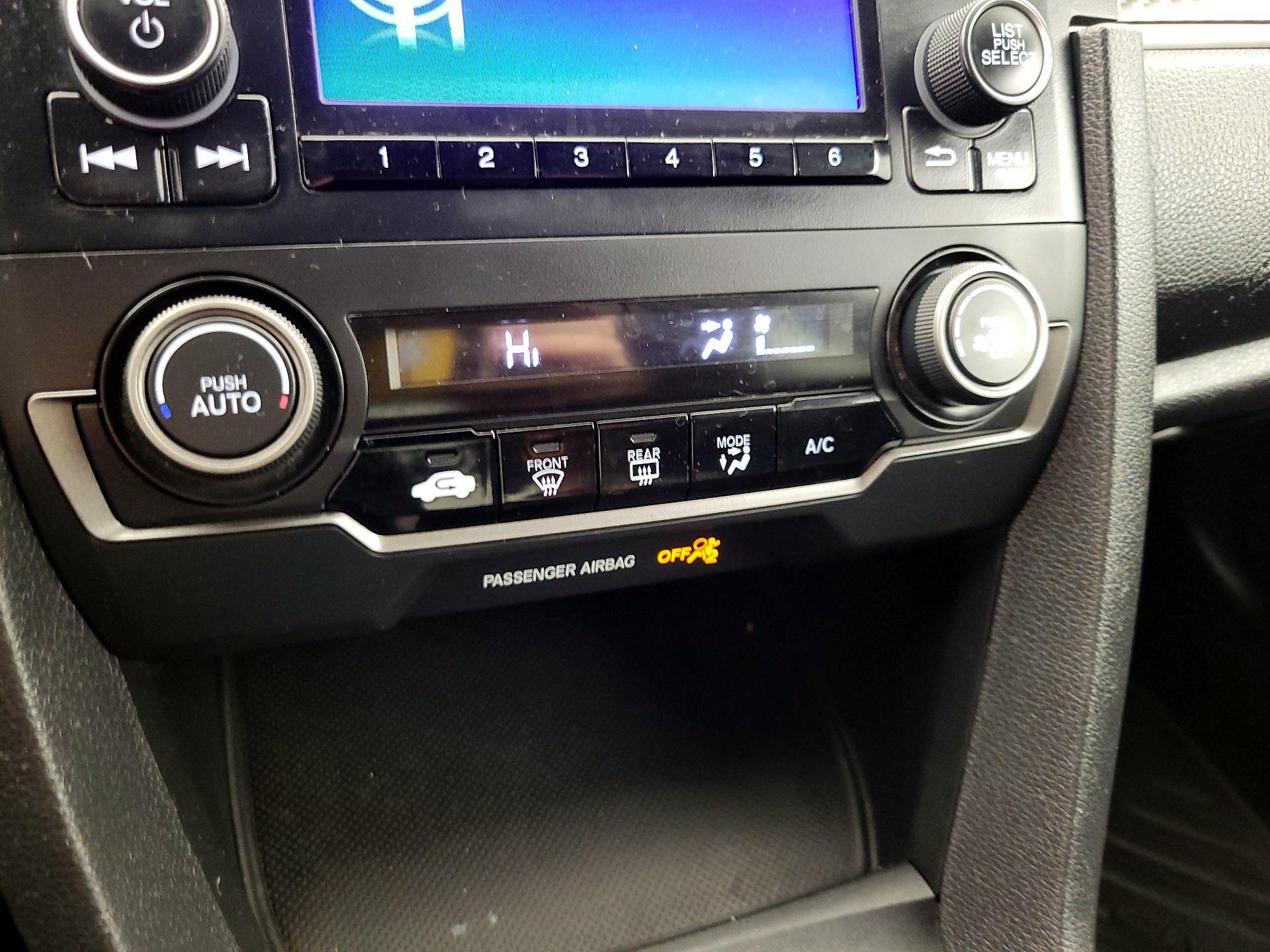 Thumbnail: 2017 Honda Civic - 16