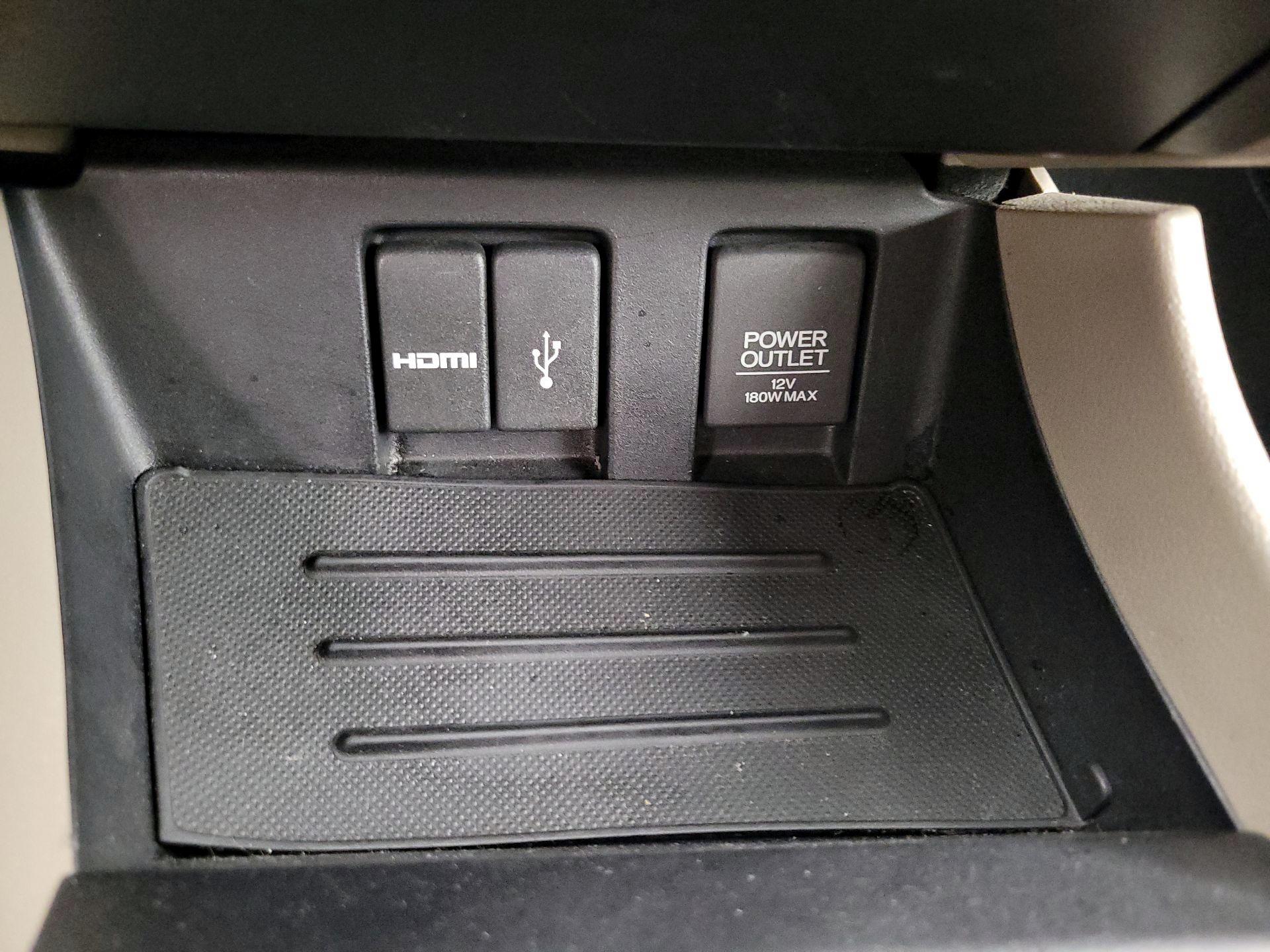 Thumbnail: 2014 Honda Civic - 18