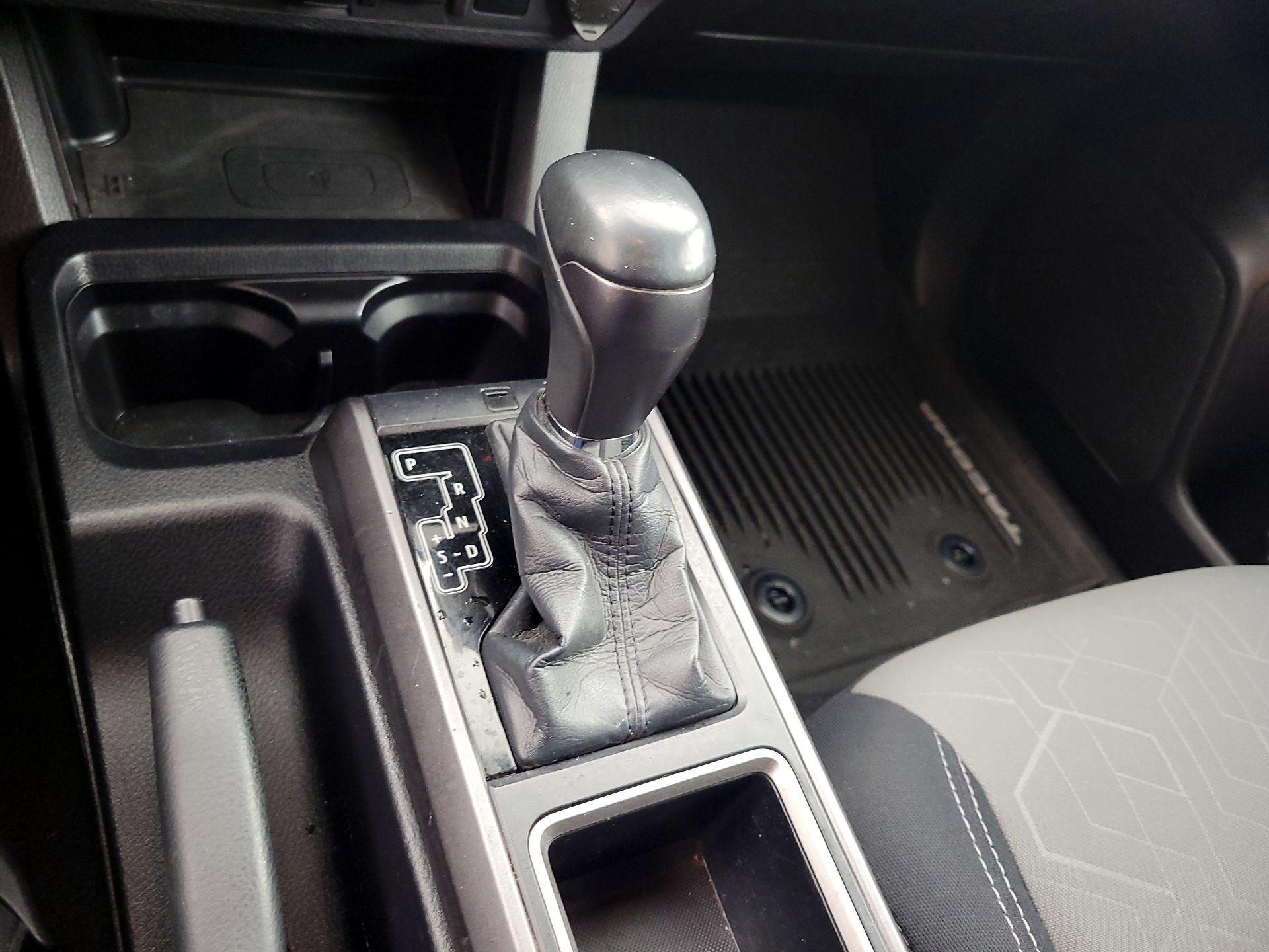 Thumbnail: 2021 Toyota Tacoma - 17