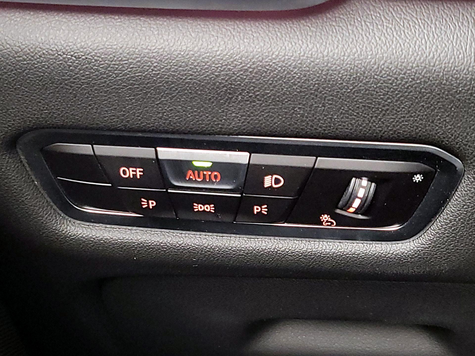 Thumbnail: 2022 BMW X5 - 13