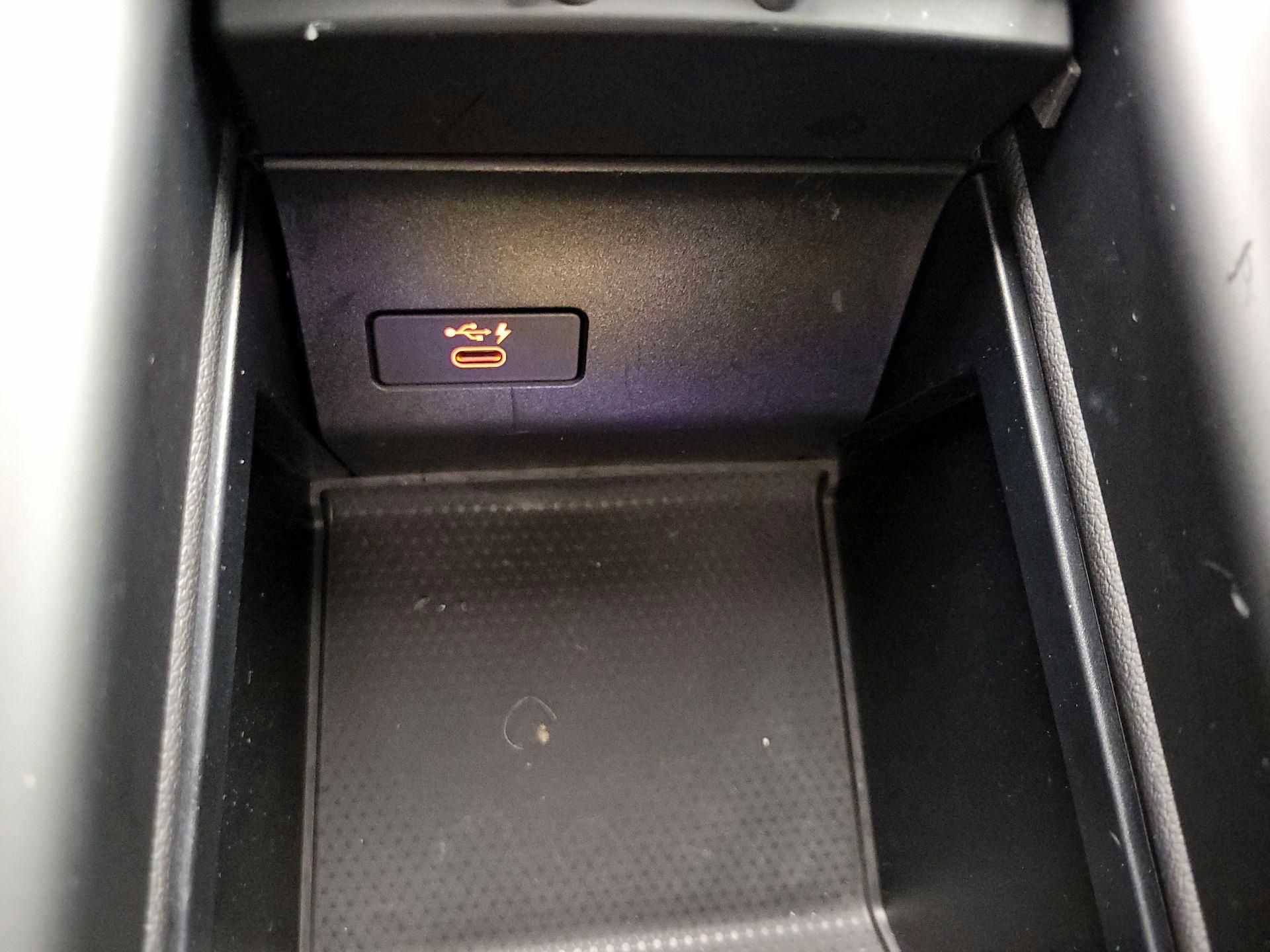 Thumbnail: 2022 BMW X5 - 19