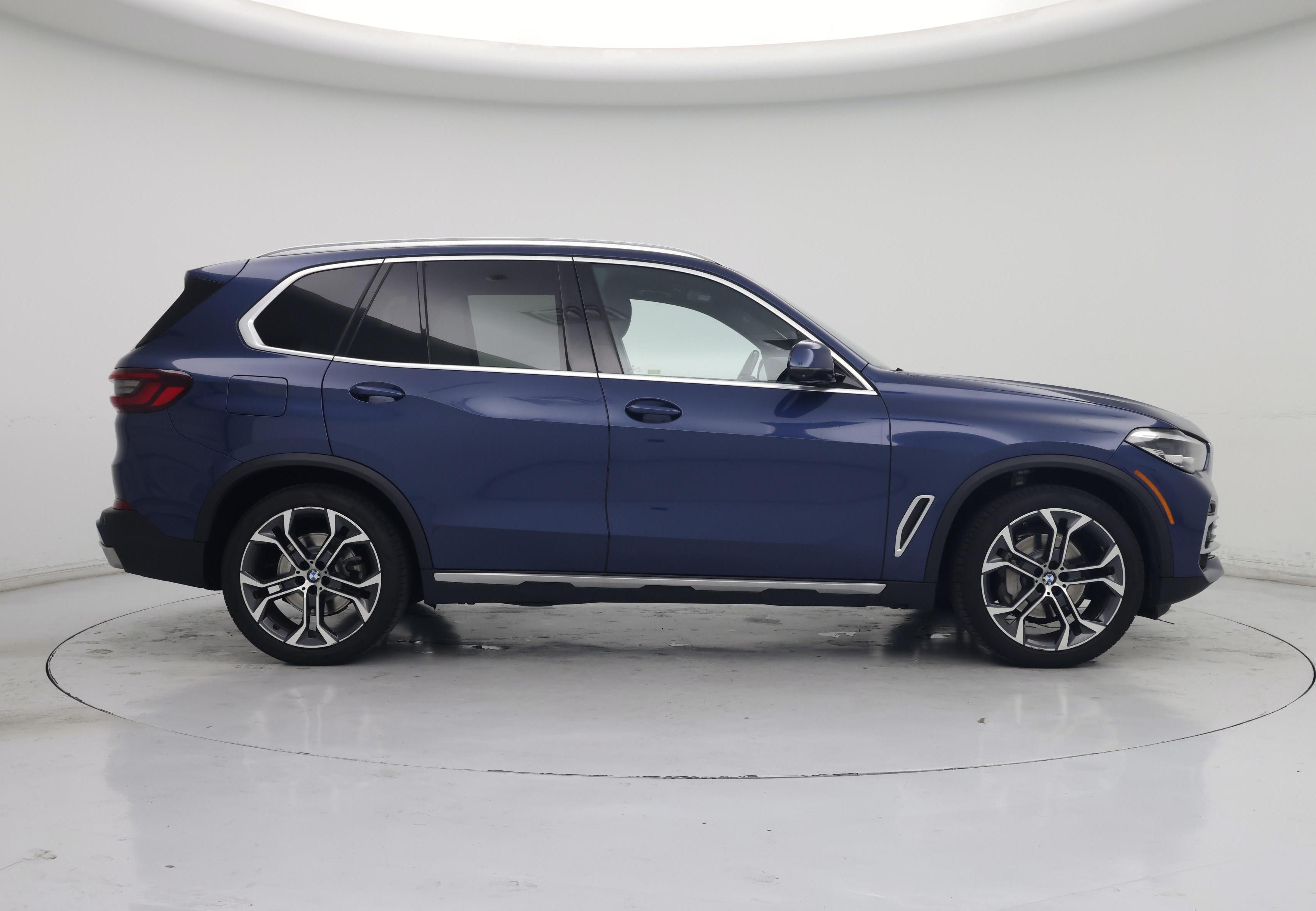 Thumbnail: 2022 BMW X5 - 7